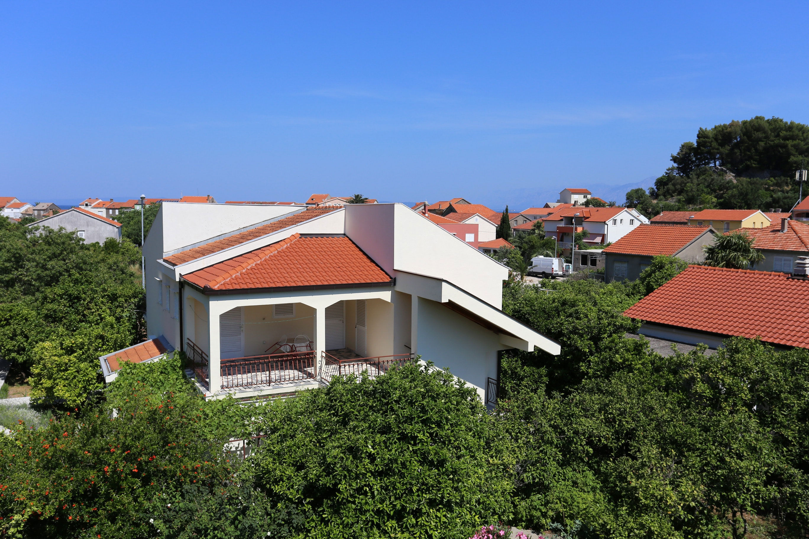 Three bedroom apartment with balcony Trpanj, Pelješac  A-a