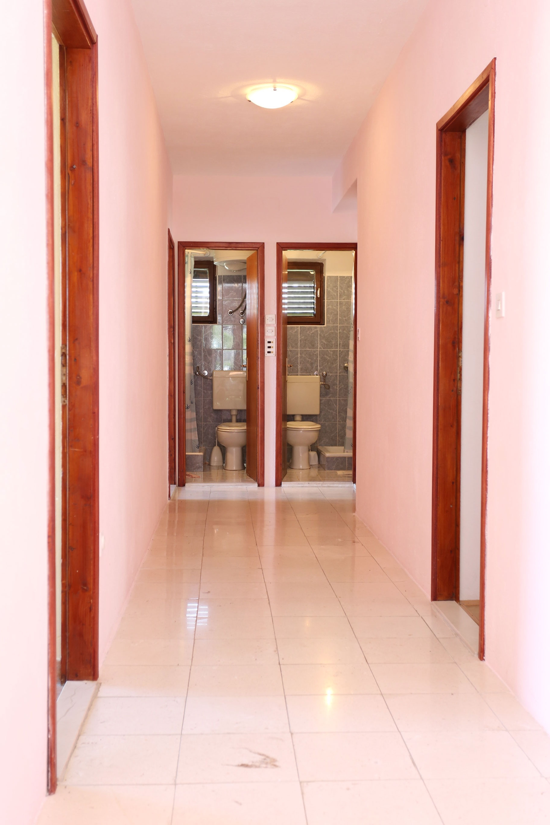 Three bedroom apartment with balcony Trpanj, Pelješac  A-a