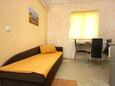 Kučište - Perna, Jídelna v ubytování typu apartment, s klimatizací a WiFi.