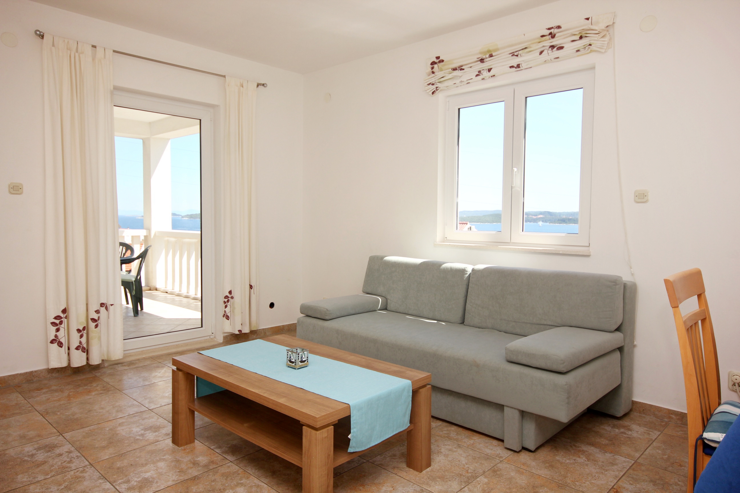 One bedroom apartment with terrace and sea view Kučište - Perna, Pelješac (A-10161-b)