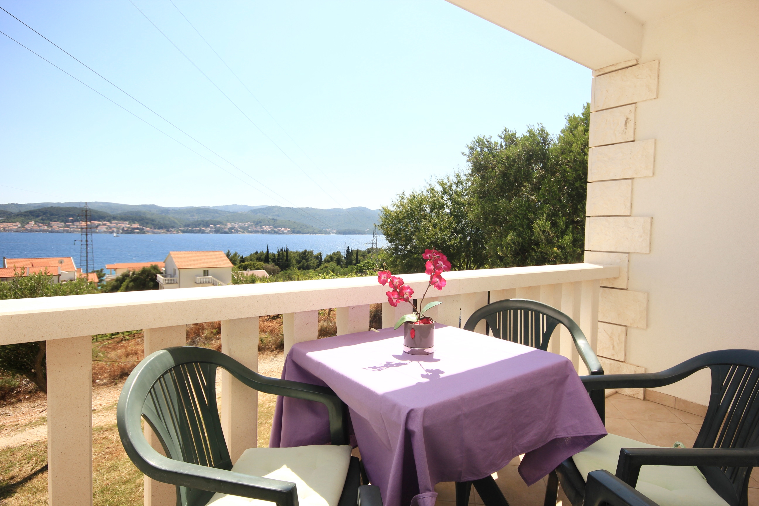 One bedroom apartment with terrace and sea view Kučište - Perna, Pelješac  A-b