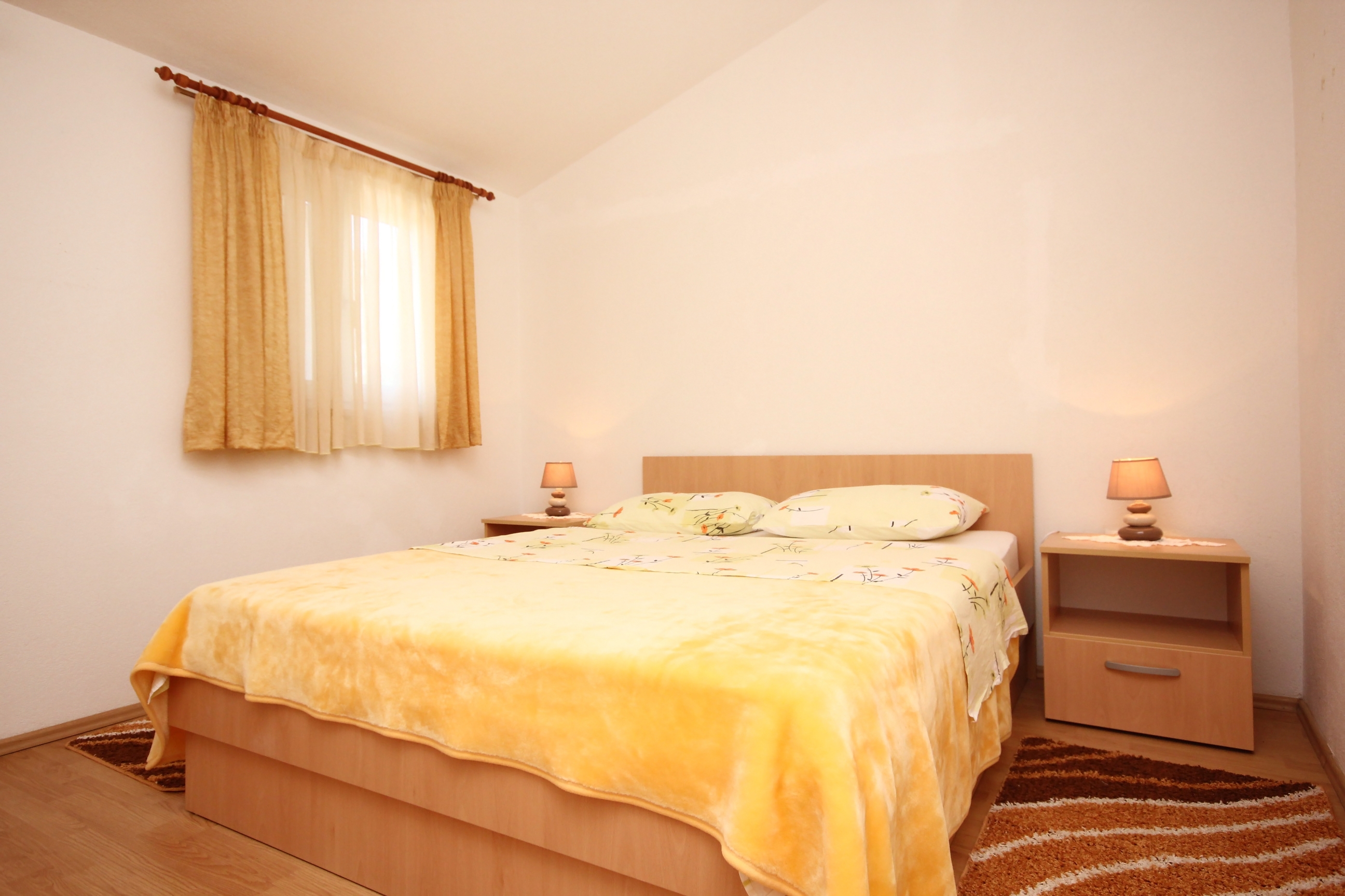 Komforna kuća s terasom i pogledom na more Orebić, Pelješac  K