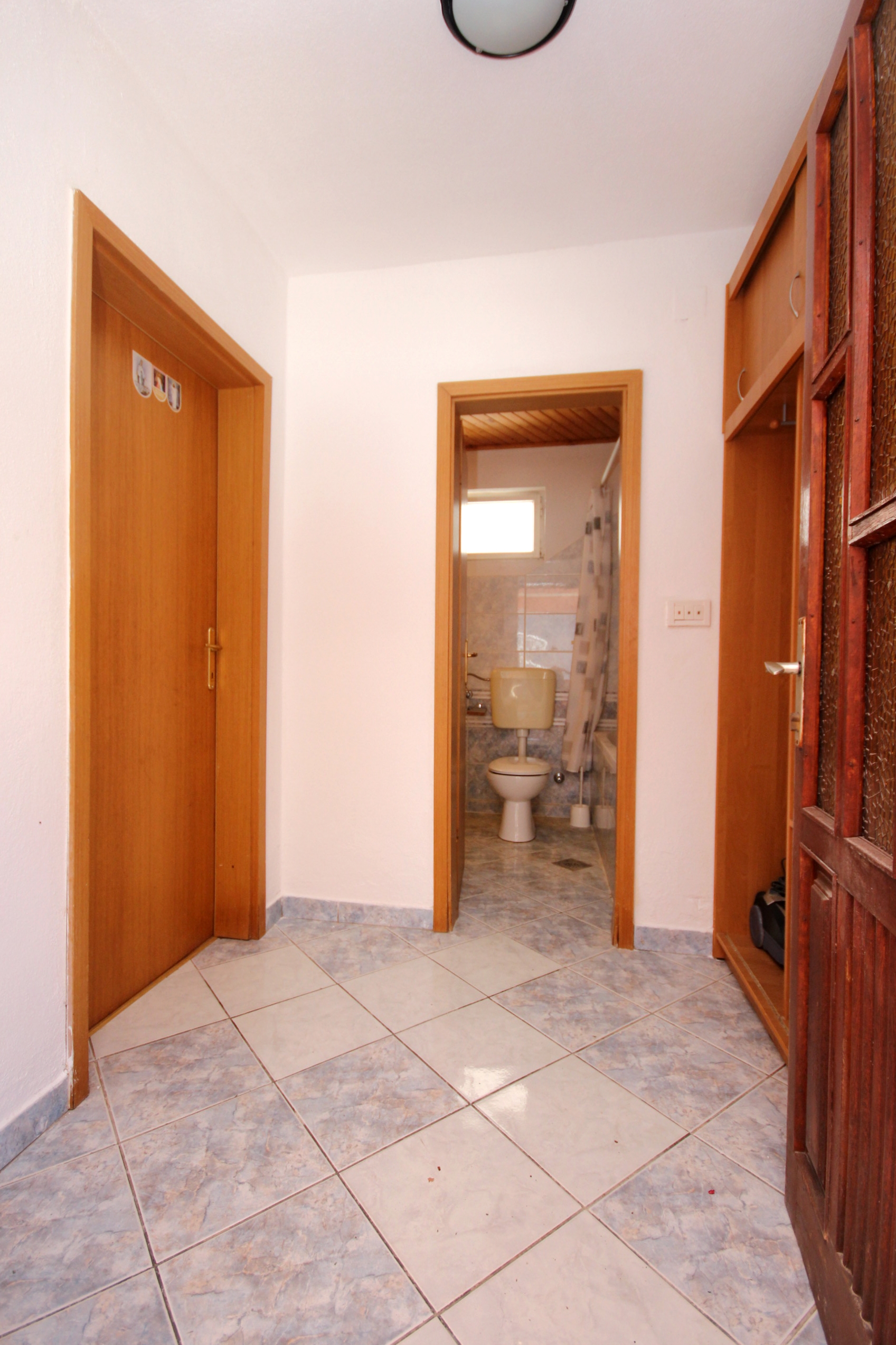 Three bedroom apartment with terrace Orebić, Pelješac  A-b