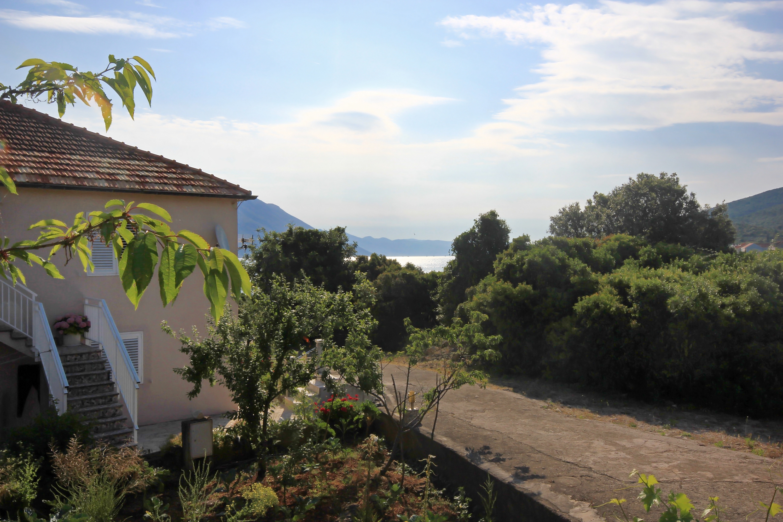 One bedroom apartment near beach Kneža, Korčula  A-a