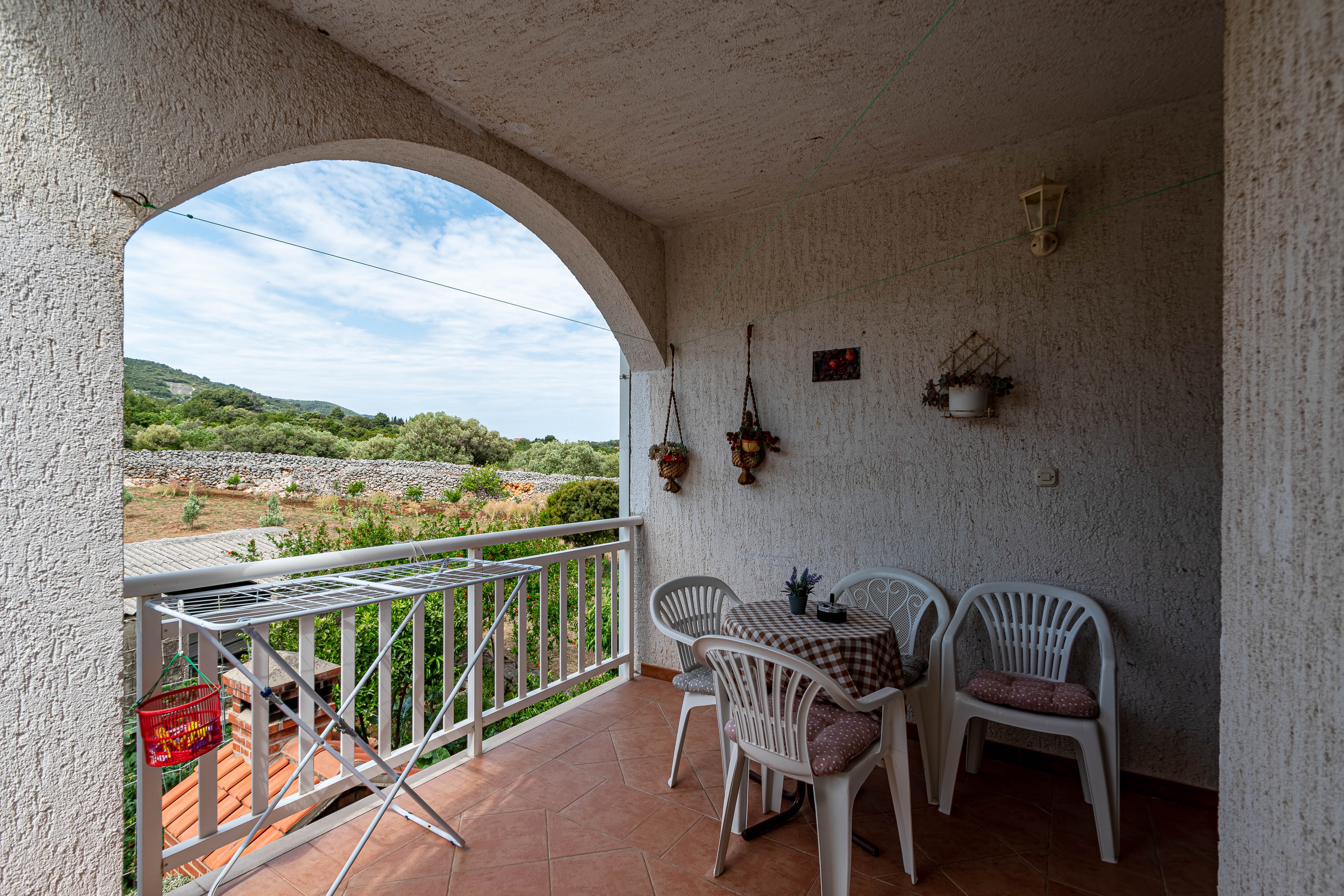 Three bedroom apartment near beach Kneža, Korčula  A-c