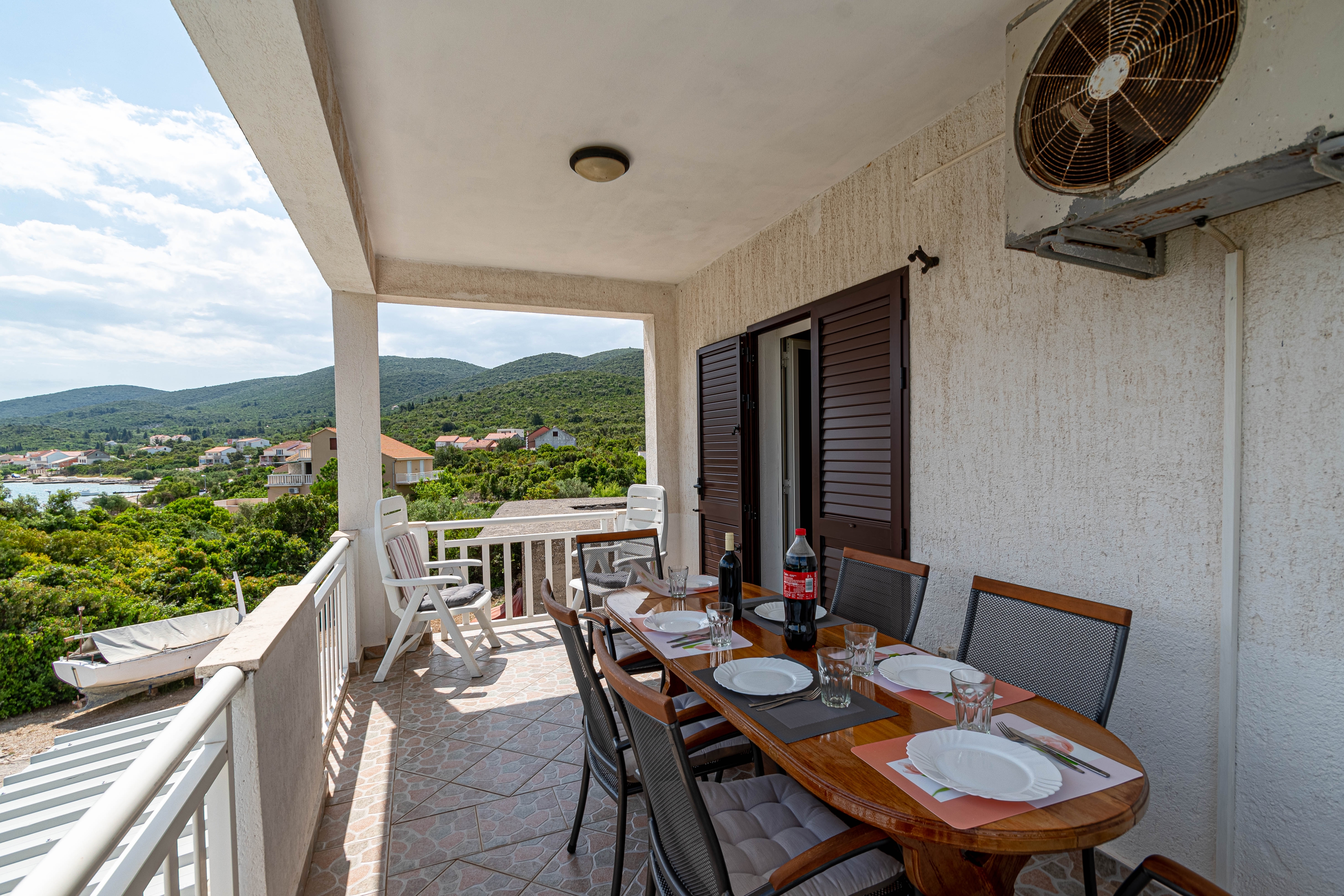 Three bedroom apartment near beach Kneža, Korčula  A-c