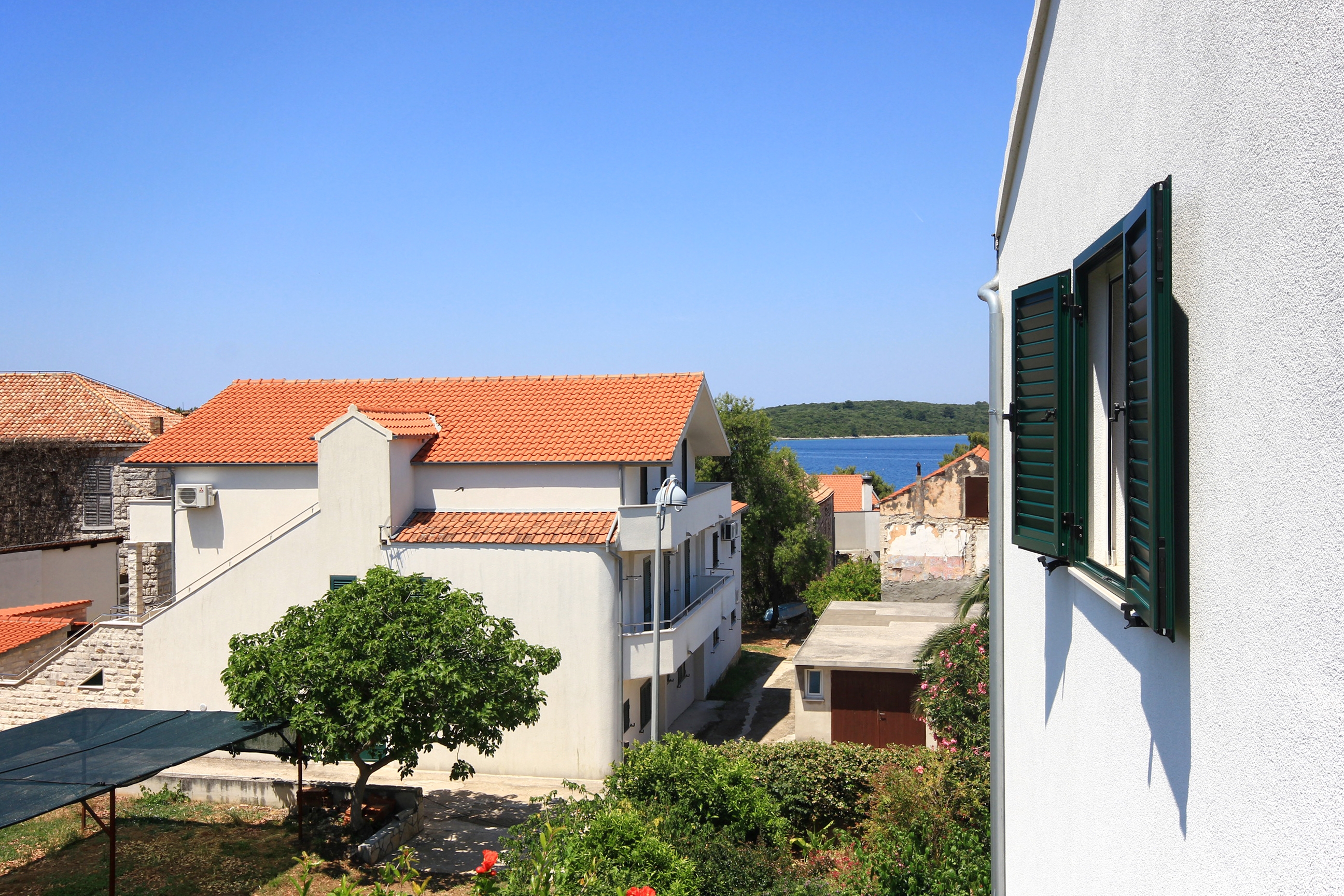 Two bedroom apartment with balcony and sea view Lovište, Pelješac  A-a