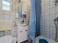 Ванная комната Orebić, Ванная комната в размещении типа studio-apartment, WiFi.