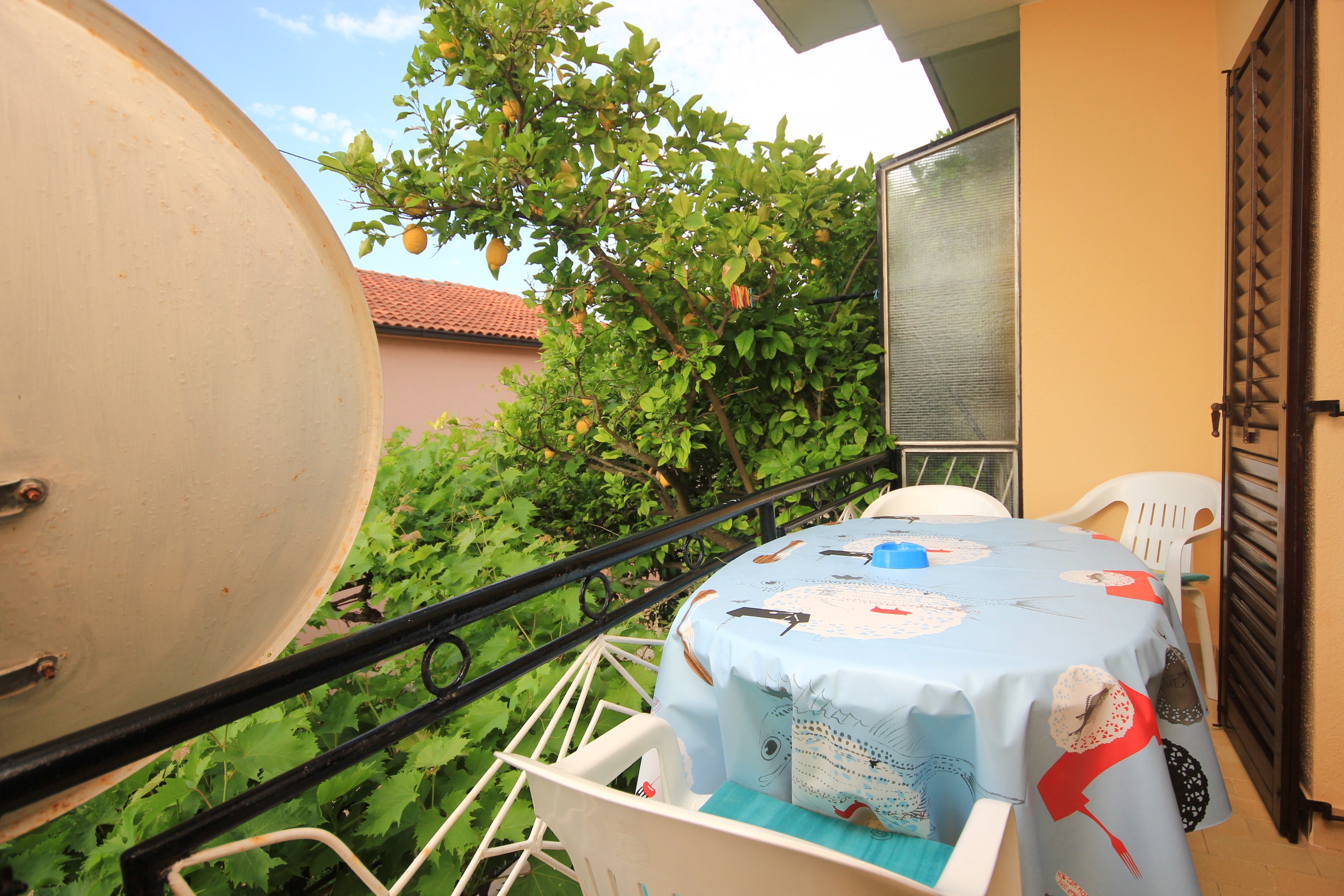 One bedroom apartment with balcony Orebić, Pelješac  A-a