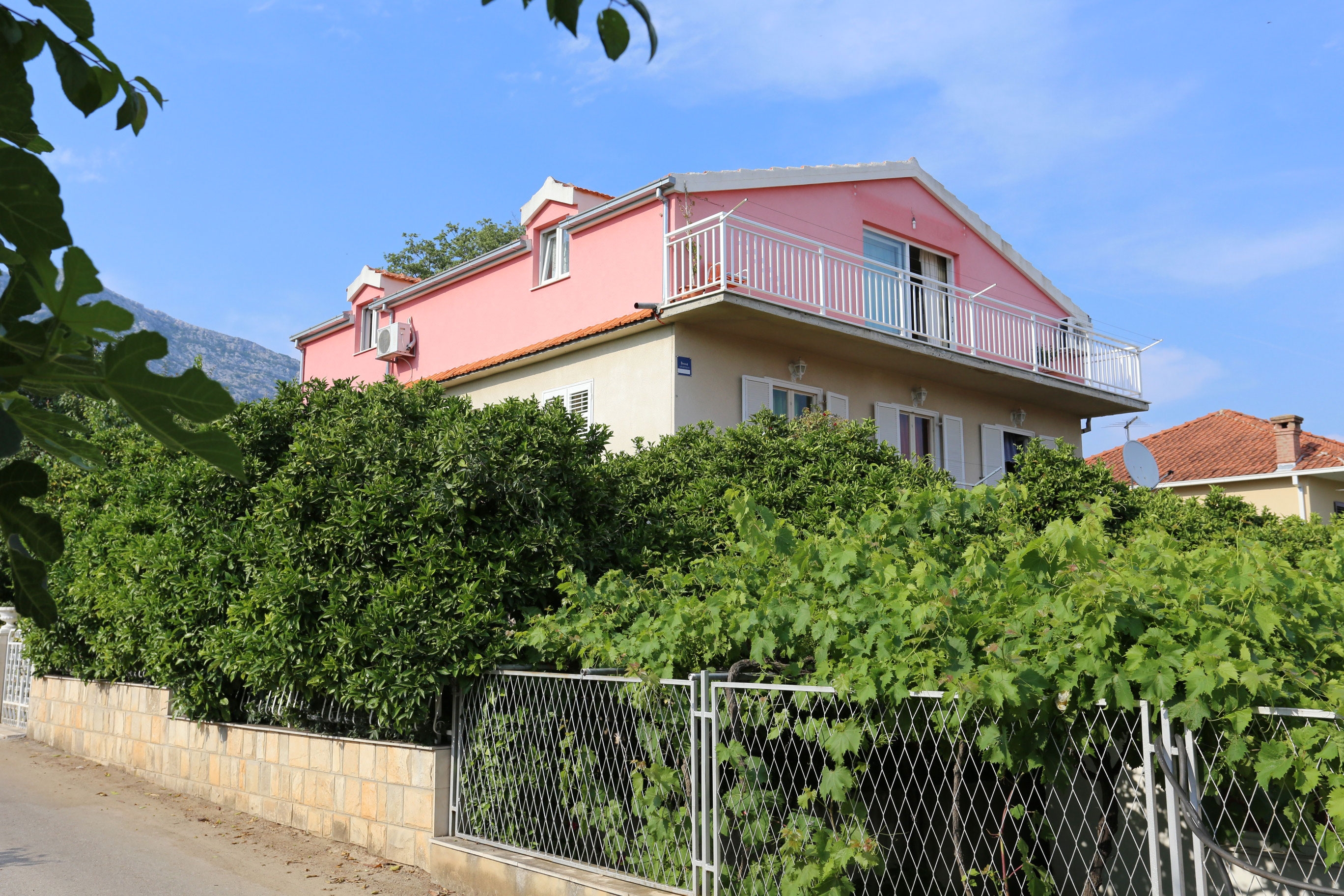 Three bedroom apartment with terrace Orebić, Pelješac (A-10202-a) Three bedroom apartment with terrace Orebić, Pelješac (A-10202-a)