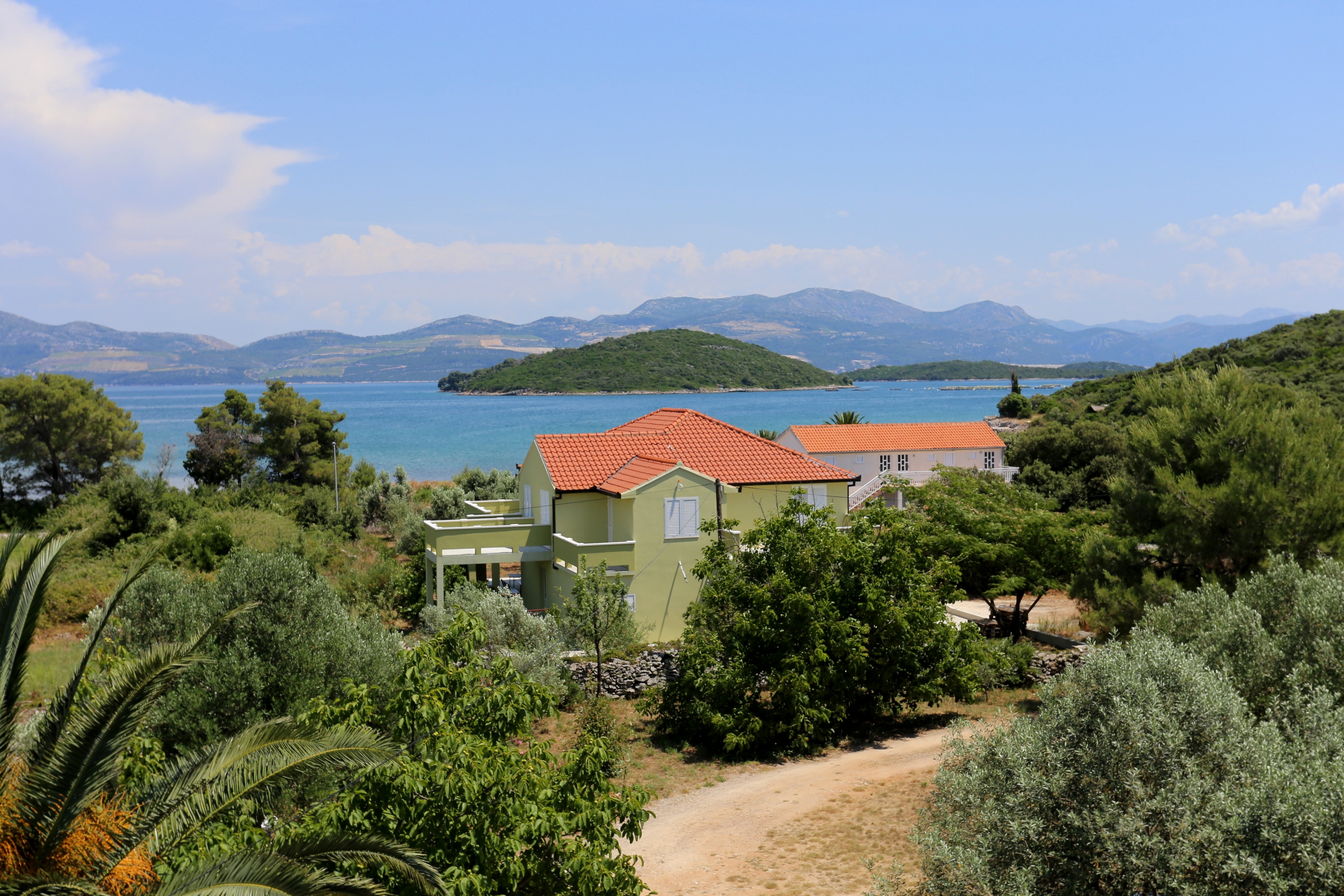 Two bedroom apartment with balcony and sea view Drače, Pelješac  A-a
