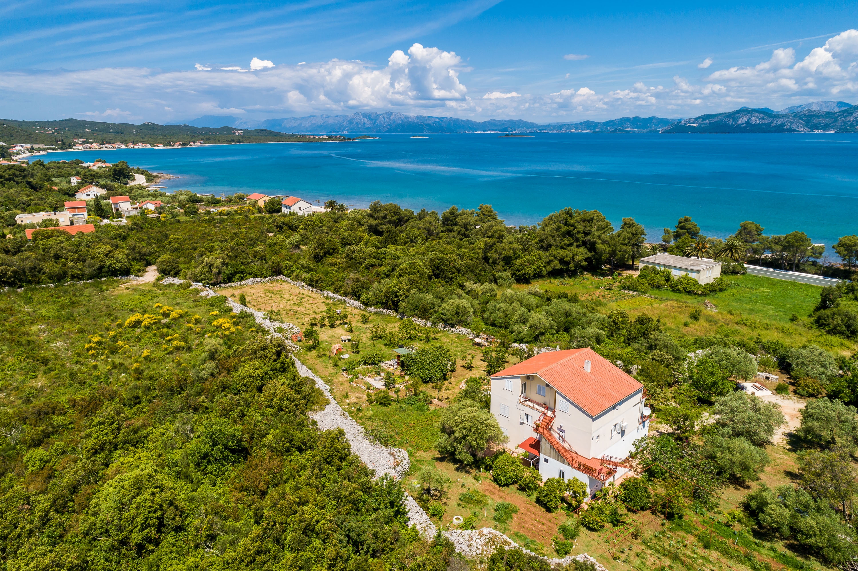 One bedroom apartment with balcony and sea view Drače, Pelješac (A-10211-b)