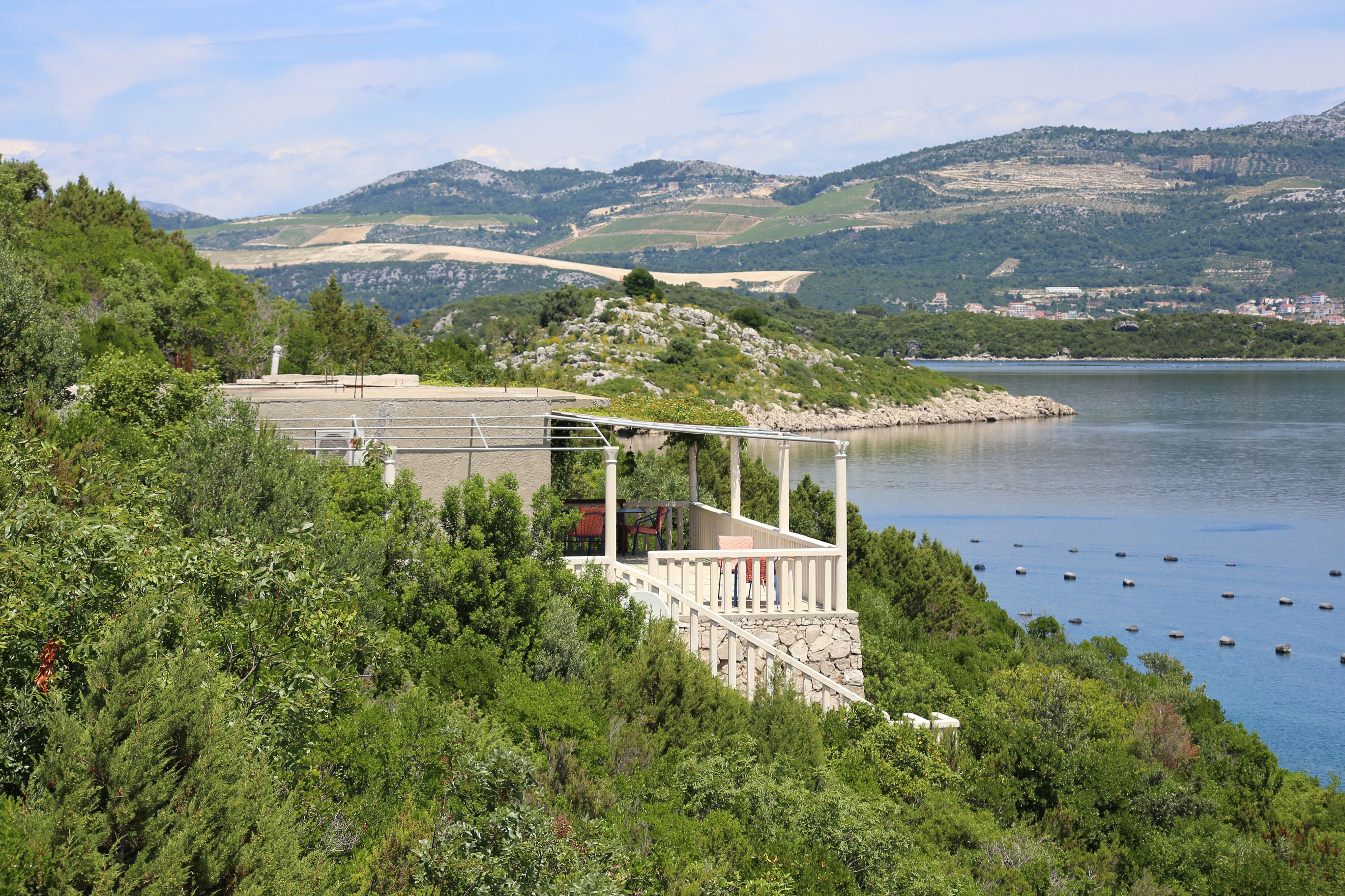One bedroom apartment near beach Kabli, Pelješac (A-10221-a)