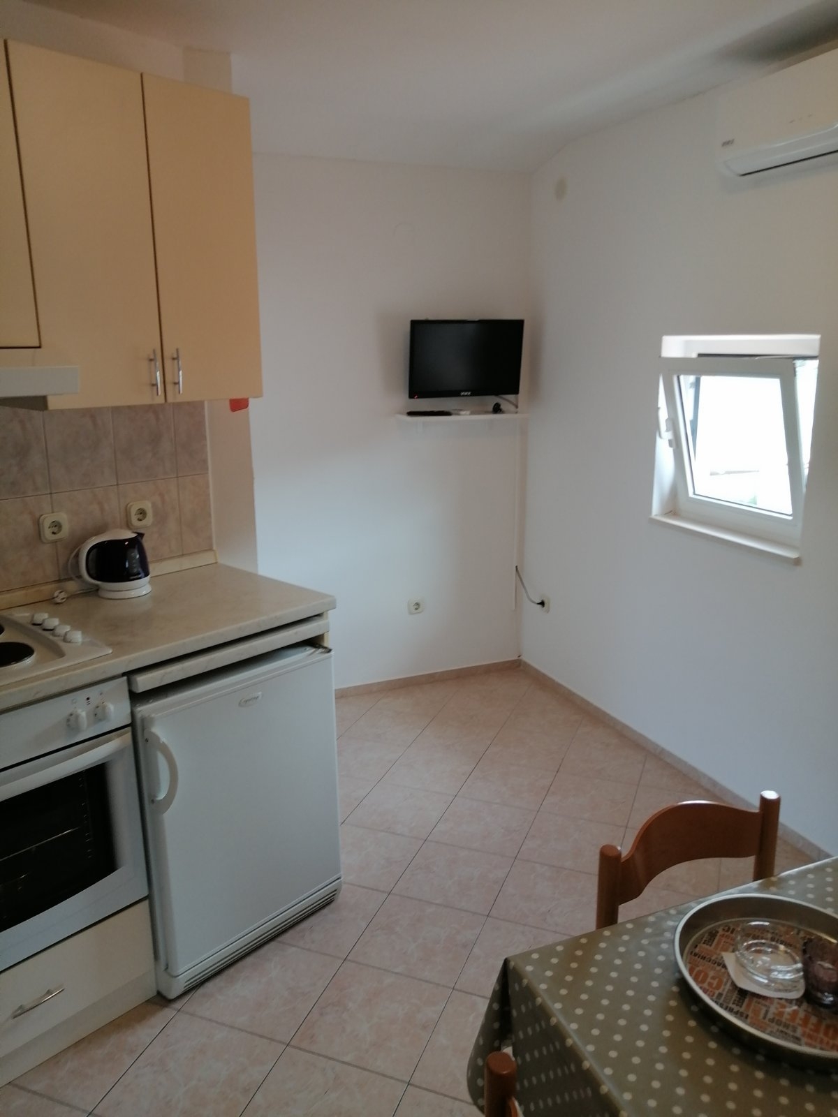 One bedroom apartment near beach Žuljana, Pelješac (A-10228-a)
