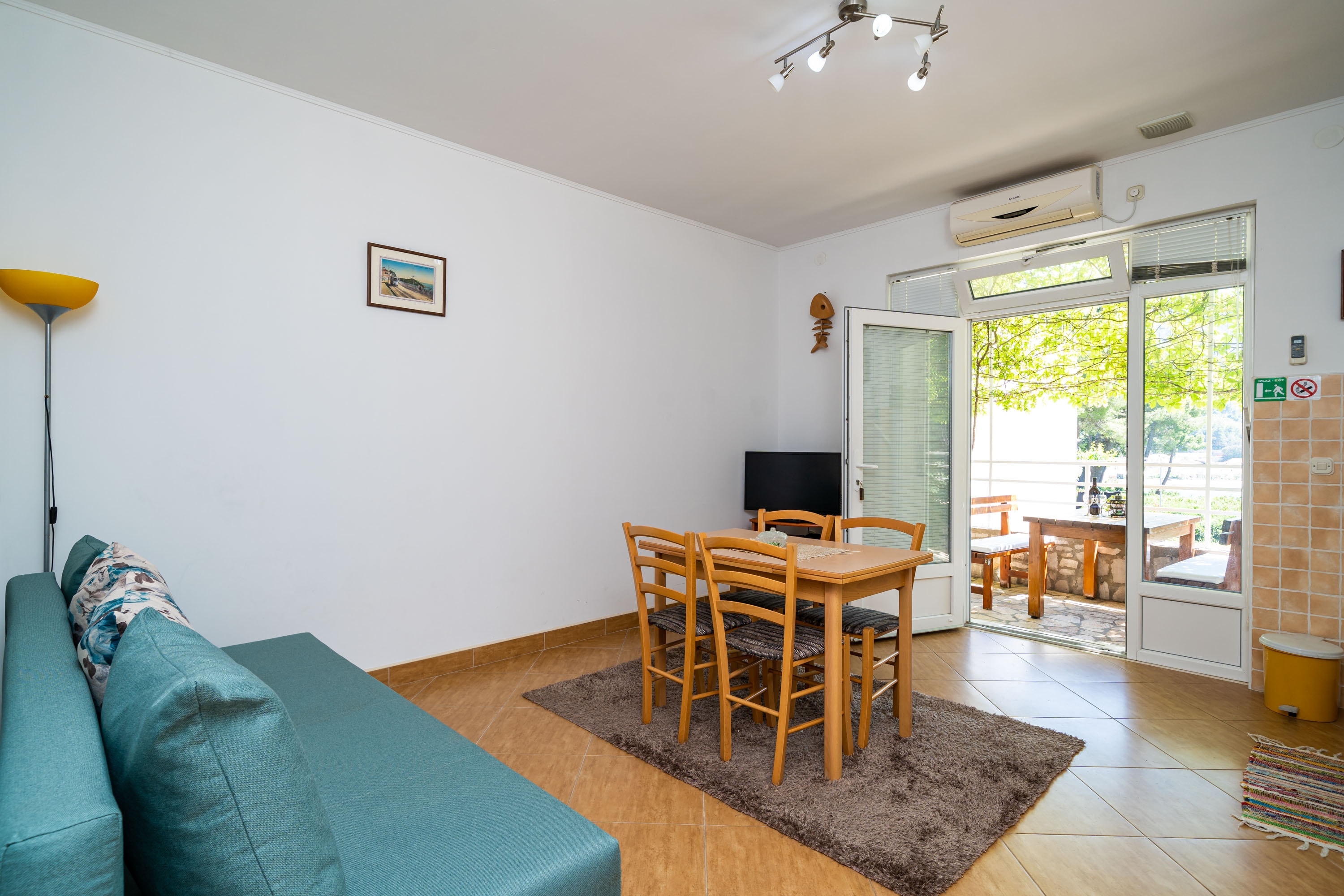 One bedroom apartment with air-conditioning Žuljana, Pelješac (A-10233-b)