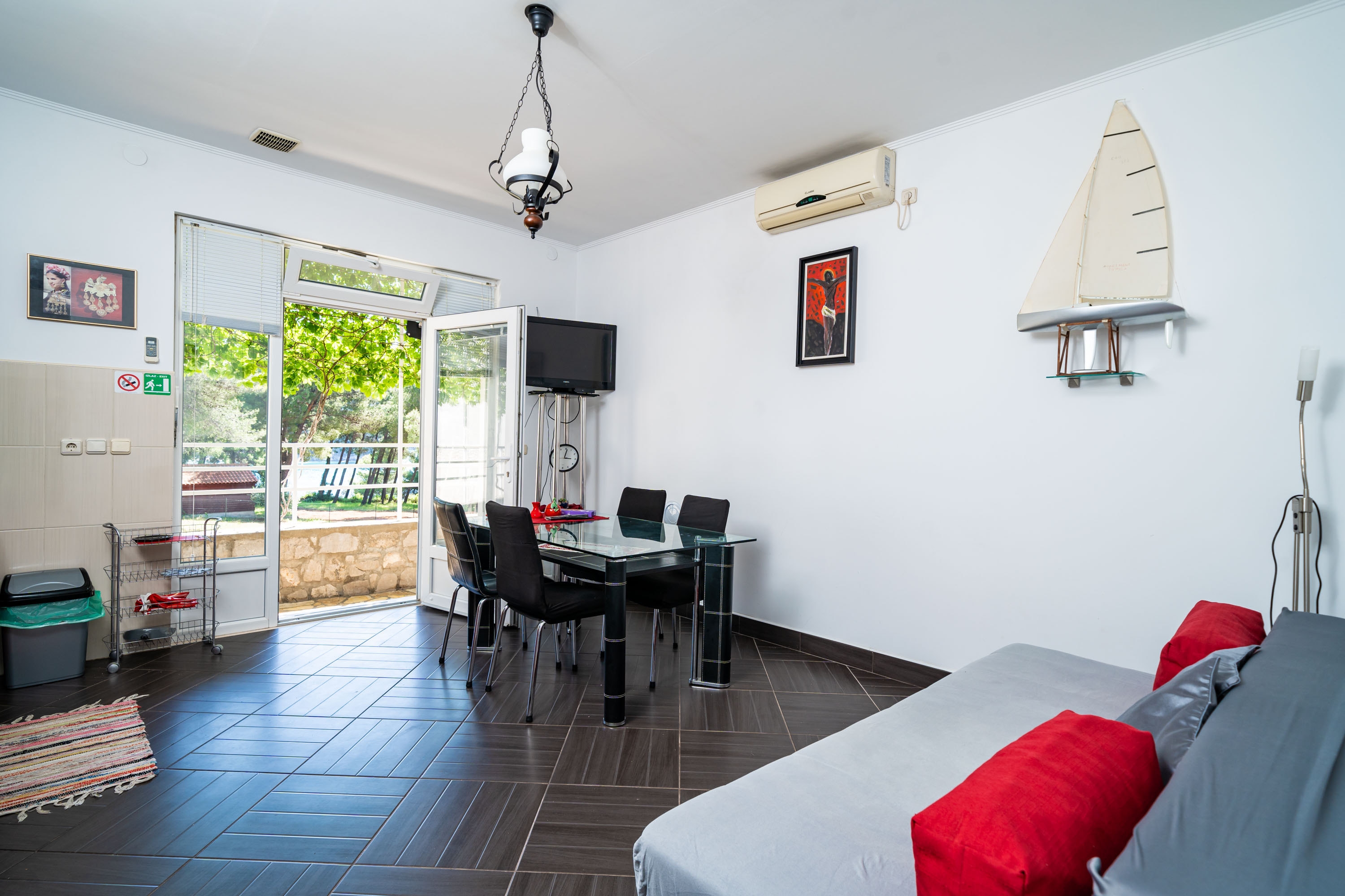 One bedroom apartment with terrace and sea view Žuljana, Pelješac (A-10233-c)