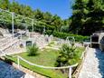 Žuljana, Pelješac, Courtyard 10233 - Apartments near sea with rocky beach.