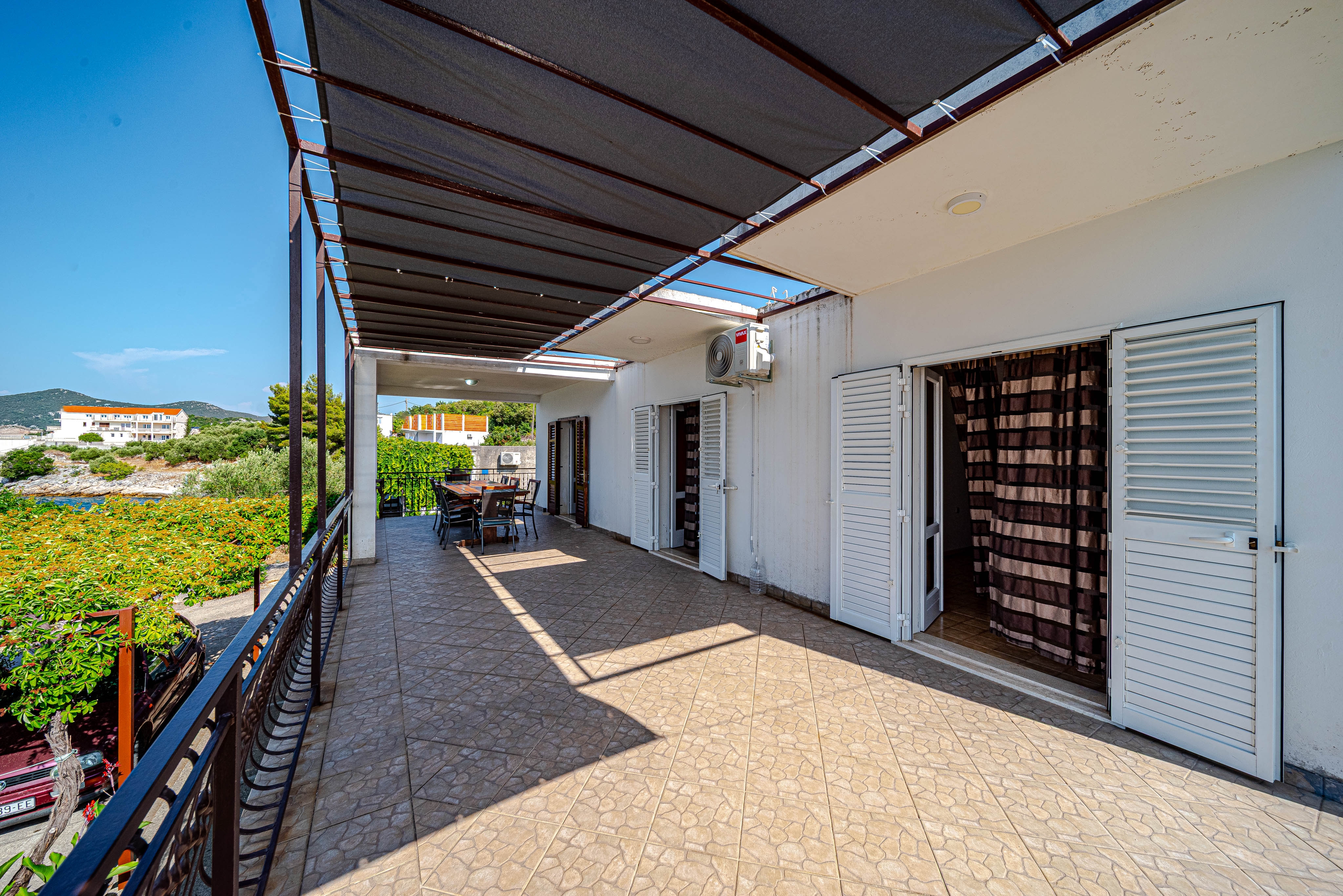 Four bedroom apartment near beach Cove Pještata, Pelješac  A-a