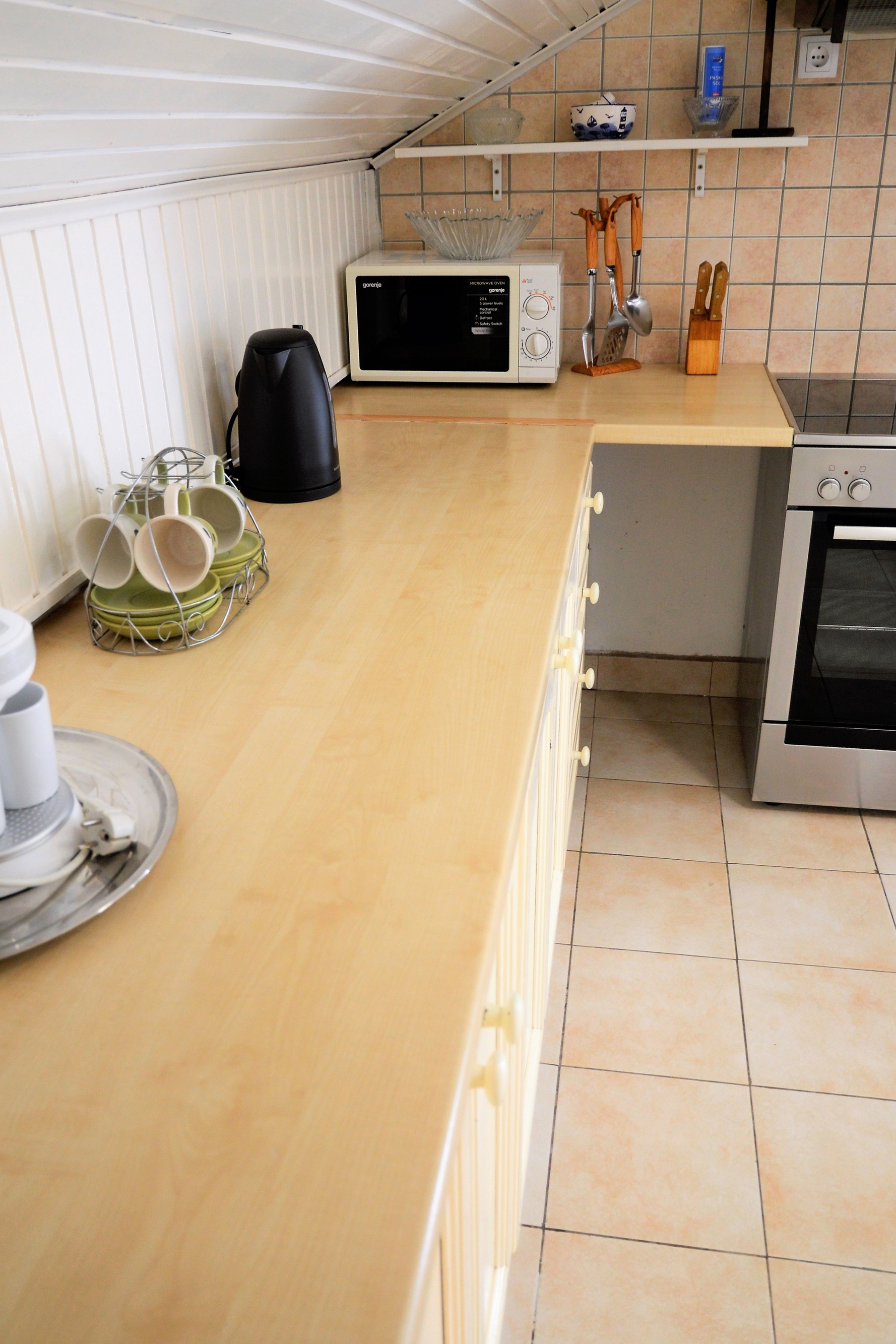 Dvosobni apartman s terasom i pogledom na more Marina, Trogir  A-a