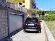 Parking lot Trogir, Trogir, Parking lot 10242 - Apartments with pebble beach.