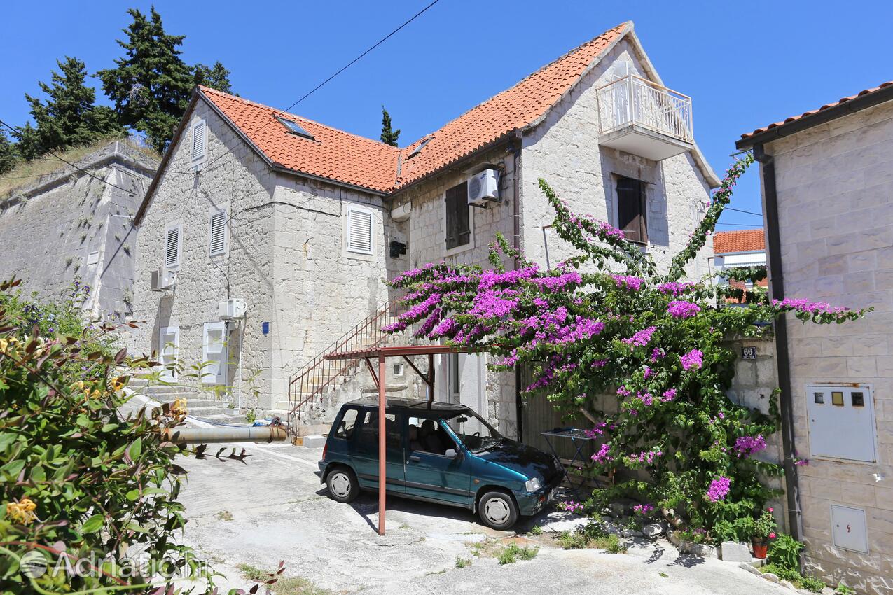 Мыс змеиный. Split property. Split property. Сплит (город). Виллу криахви.