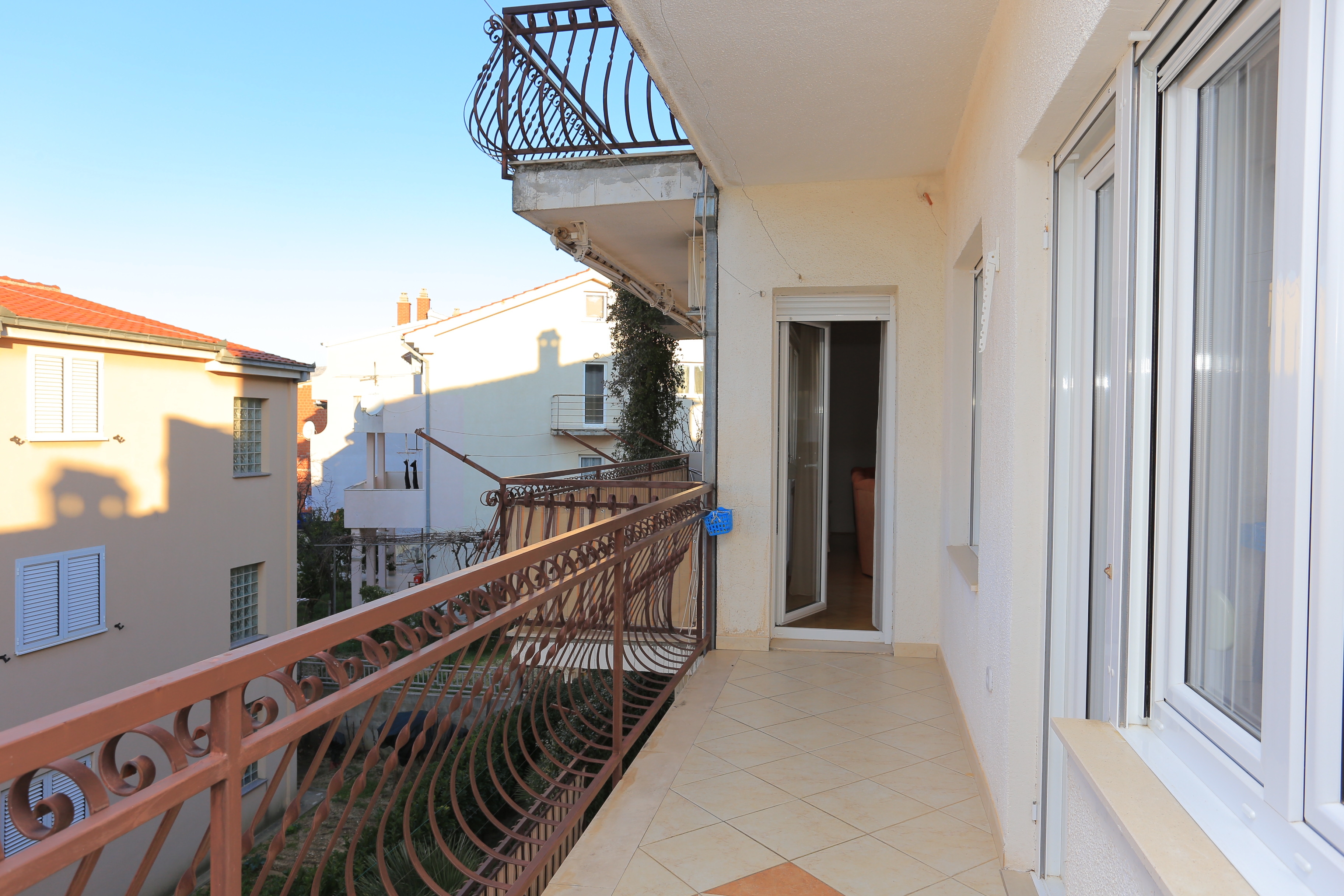 Četverosobni apartman s balkonom Podstrana, Split  A-b
