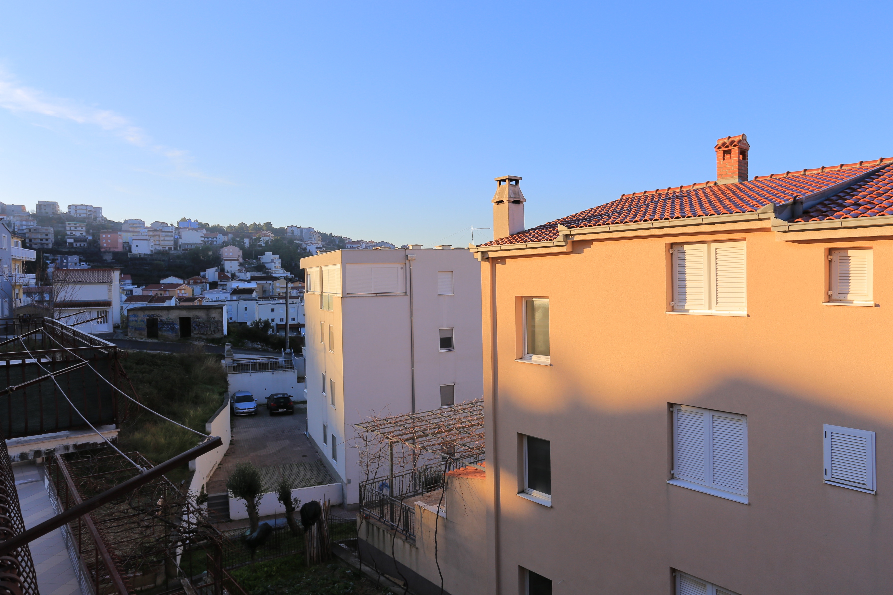 Četverosobni apartman s balkonom Podstrana, Split  A-b