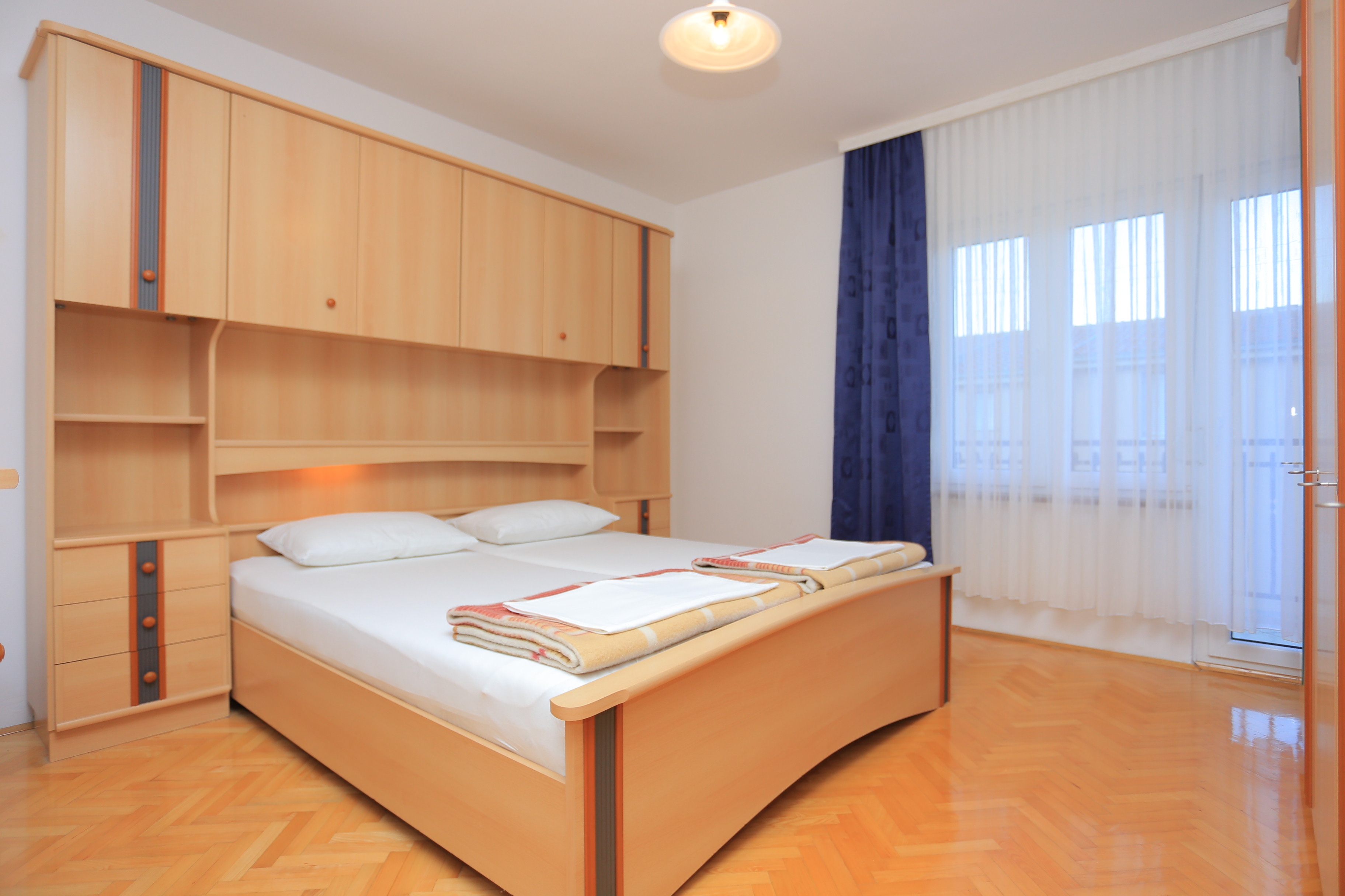 Četverosobni apartman s balkonom Podstrana, Split  A-b