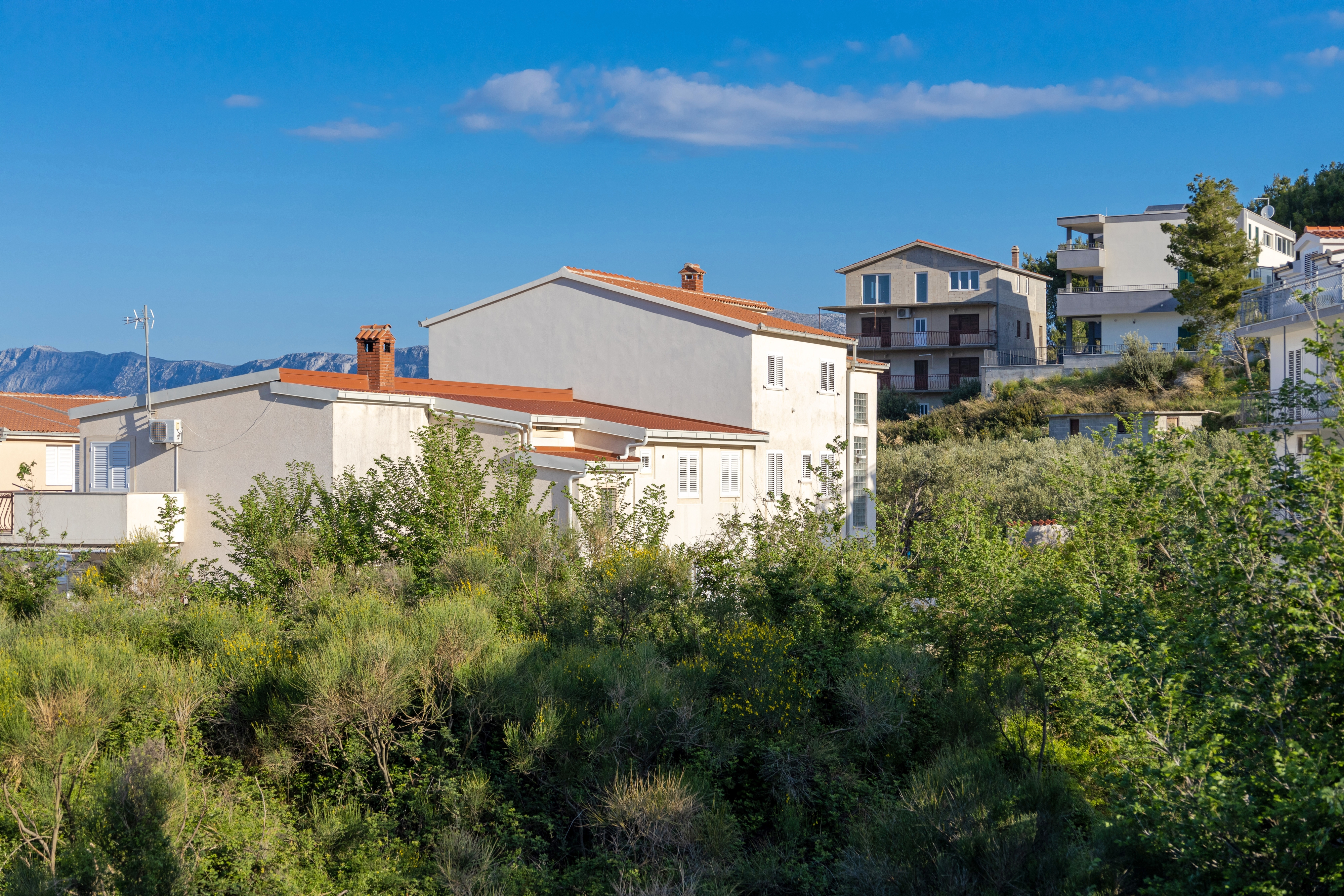 Četverosobni apartman s balkonom Podstrana, Split  A-b