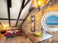 Orebić, Bedroom in the studio-apartment, (pet friendly) and WiFi.