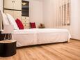Spavaća soba 3 Kaštel Štafilić, Spavaća soba 3 u smještaju tipa apartment, WiFi.