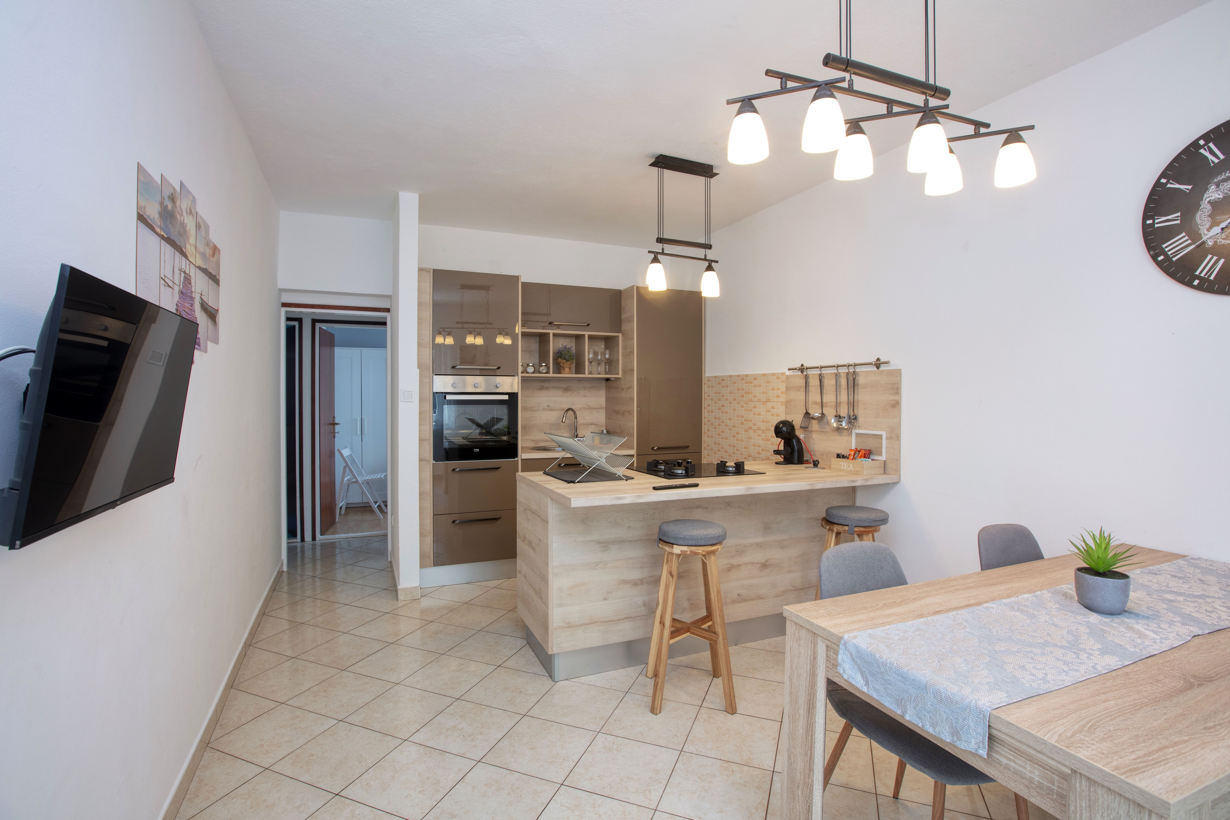 Two bedroom apartment with terrace Rogoznica (A-10268-a)