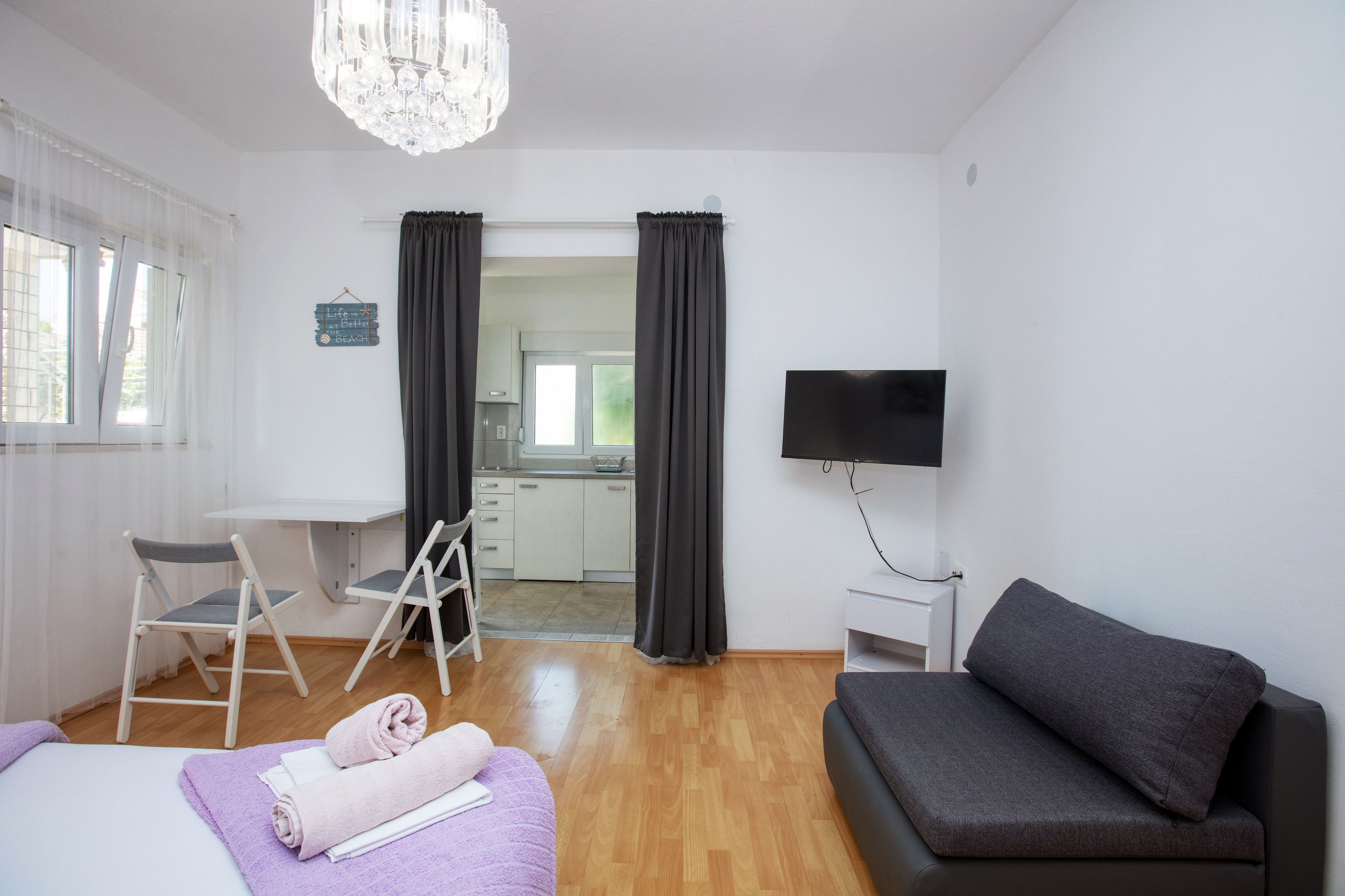 Studio flat with terrace Rogoznica (AS-10268-a) Studio flat with terrace Rogoznica (AS-10268-a)