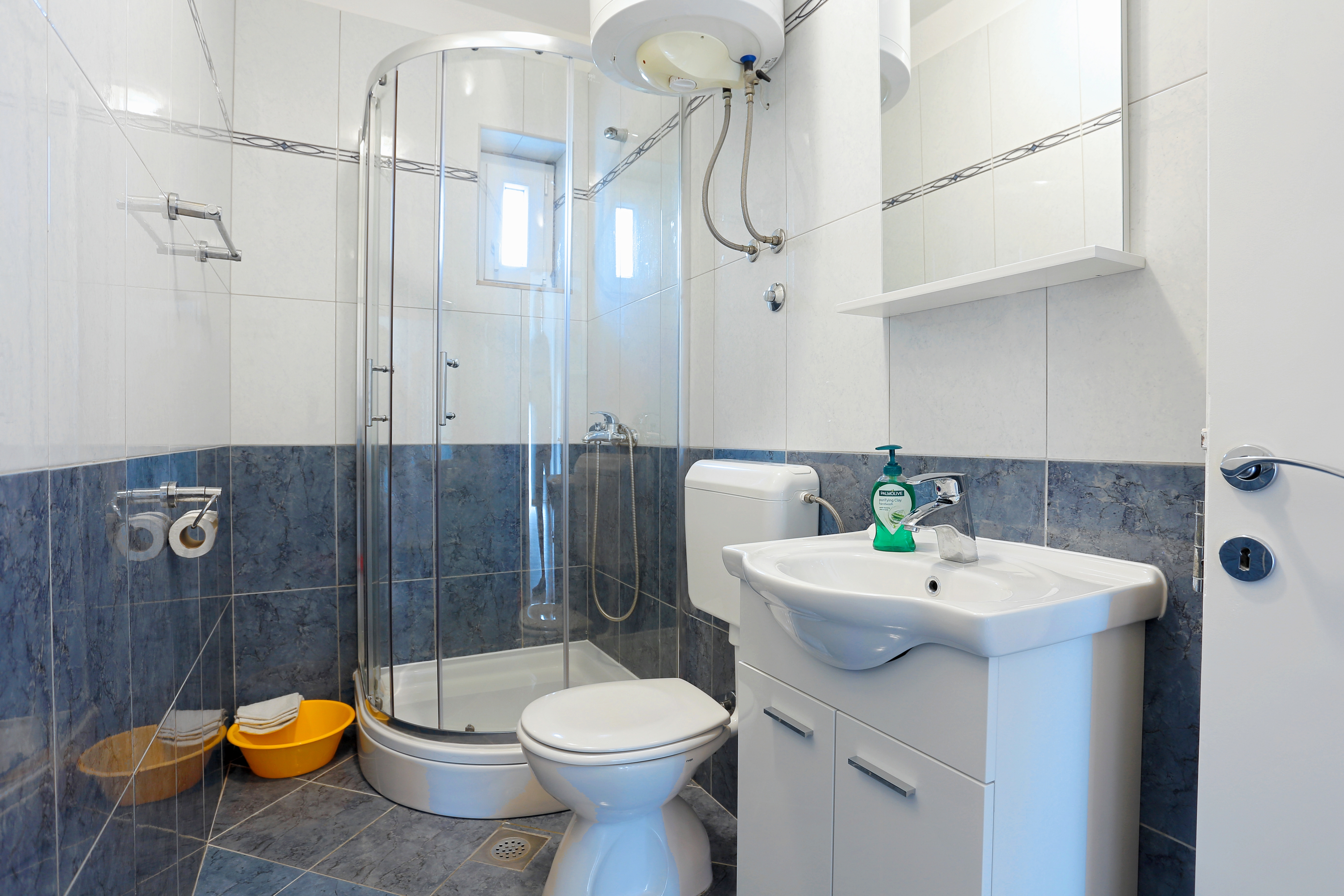 Two bedroom apartment with terrace and sea view Stanići, Omiš  A-d