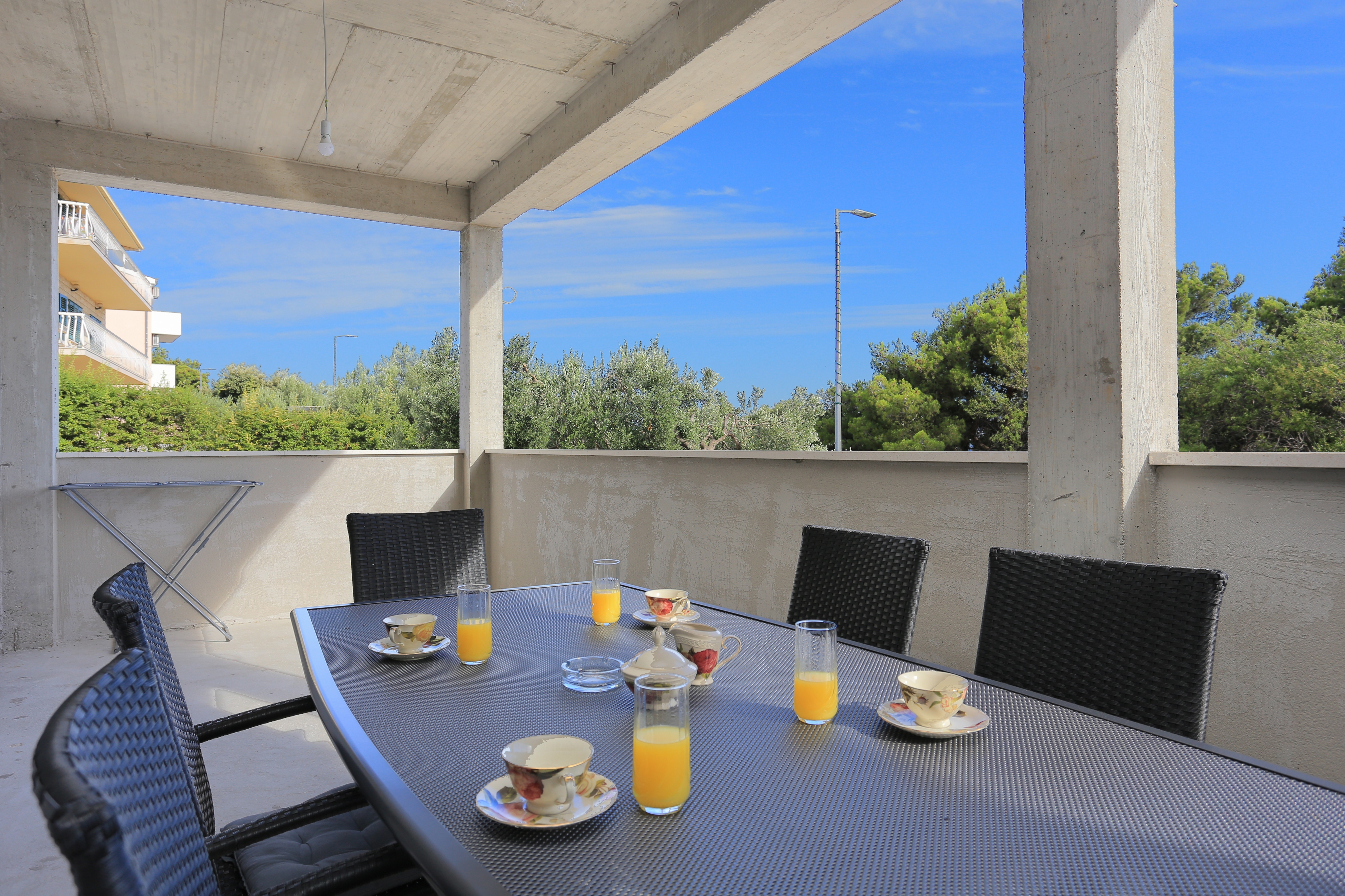Two bedroom apartment with terrace and sea view Stanići, Omiš  A-d