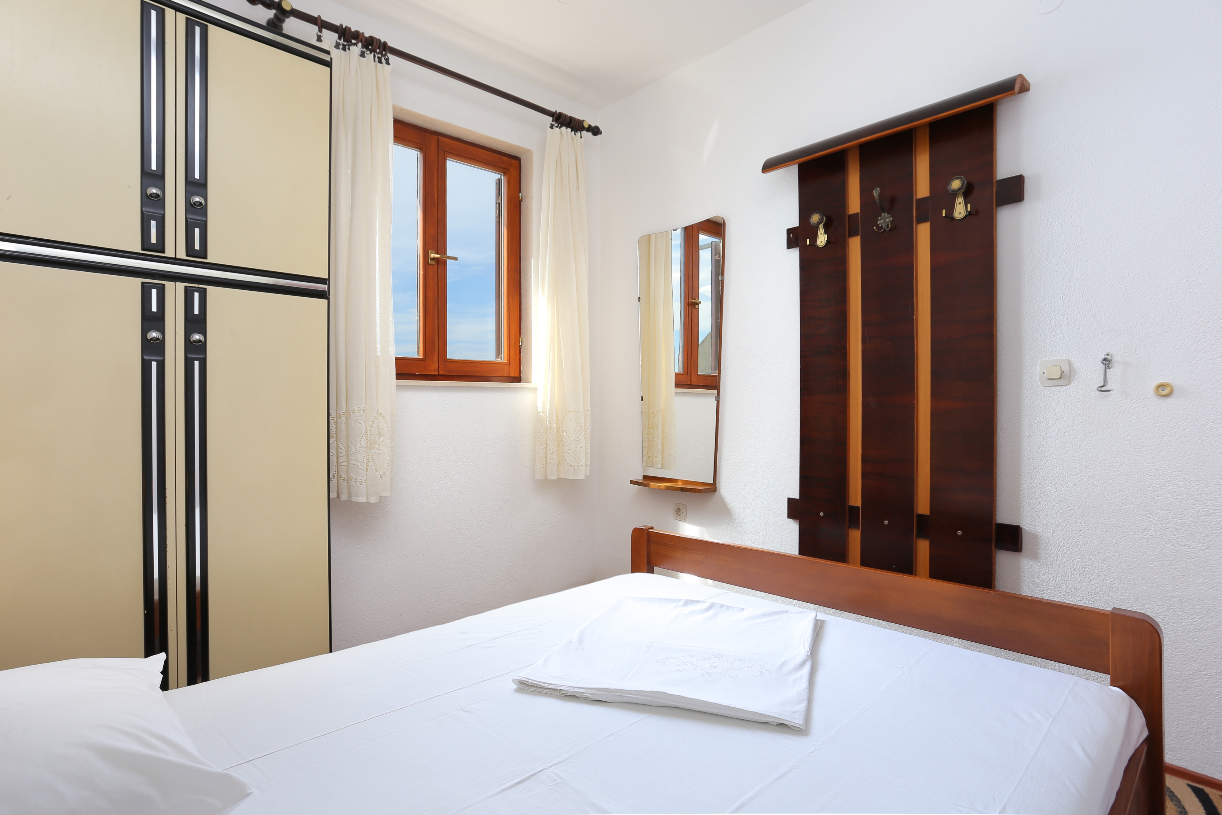 Two bedroom apartment with terrace and sea view Stanići, Omiš  A-a
