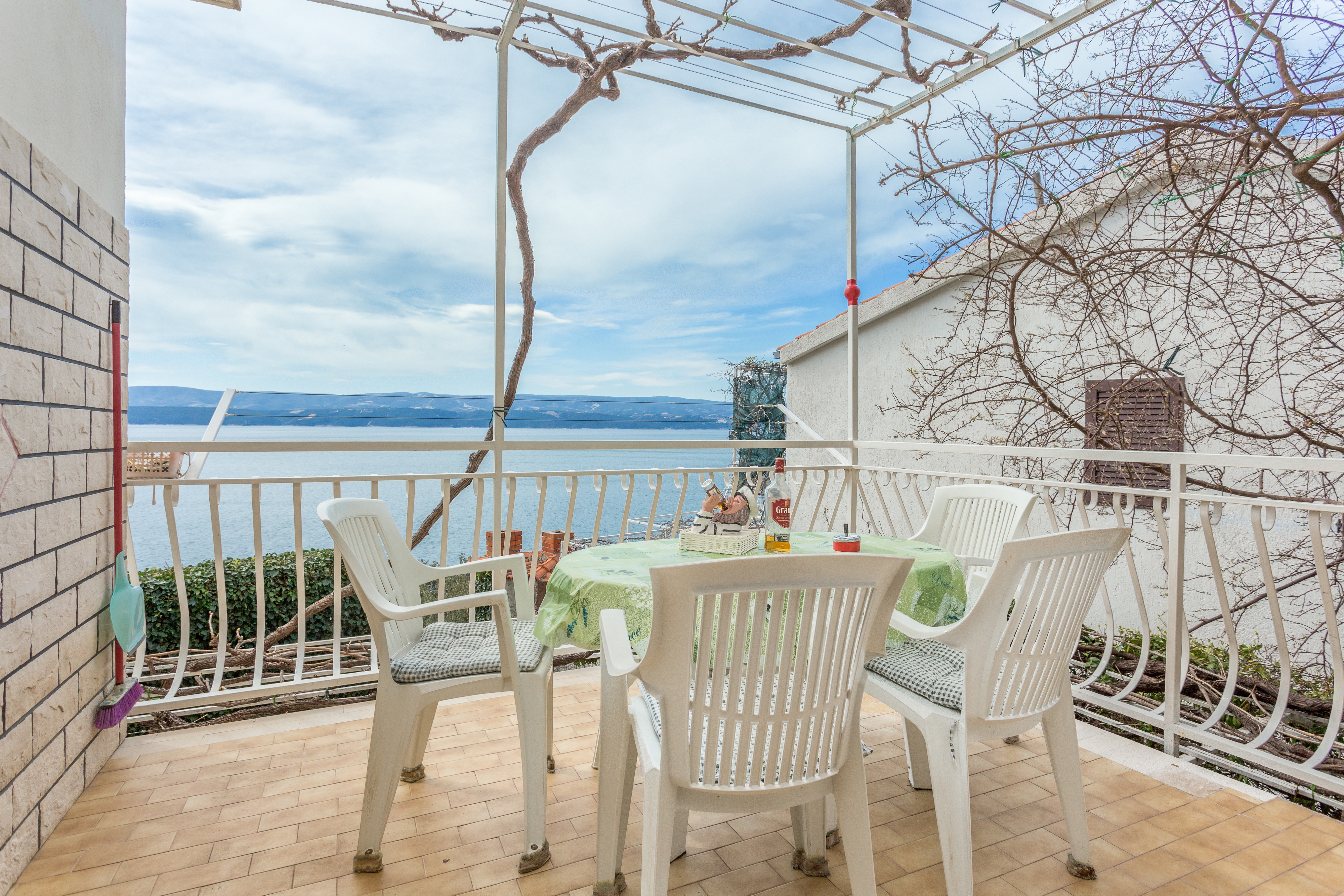 Two bedroom apartment with terrace and sea view Stanići, Omiš (A-1028-a) Two bedroom apartment with terrace and sea view Stanići, Omiš (A-1028-a)
