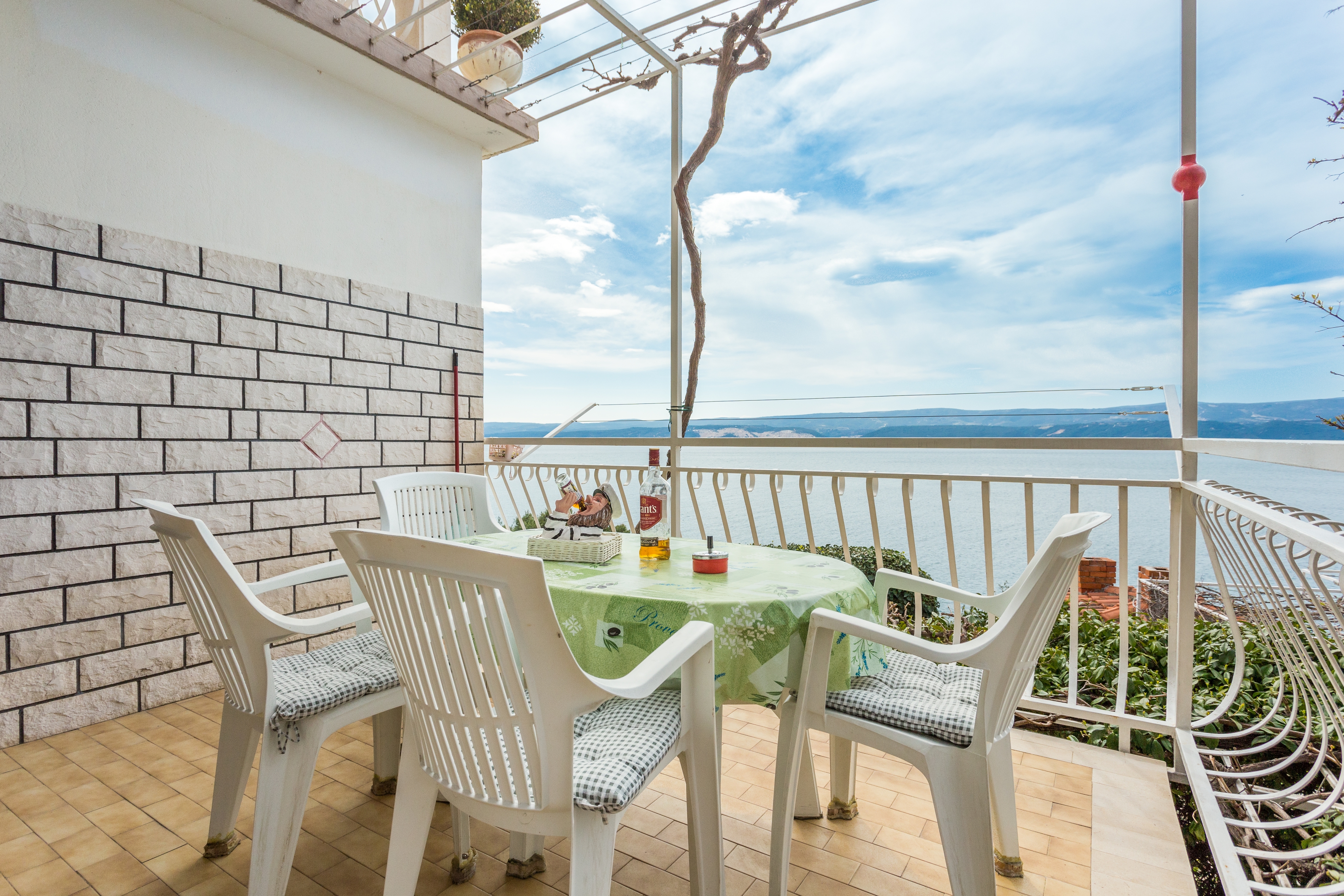Two bedroom apartment with terrace and sea view Stanići, Omiš  A-a