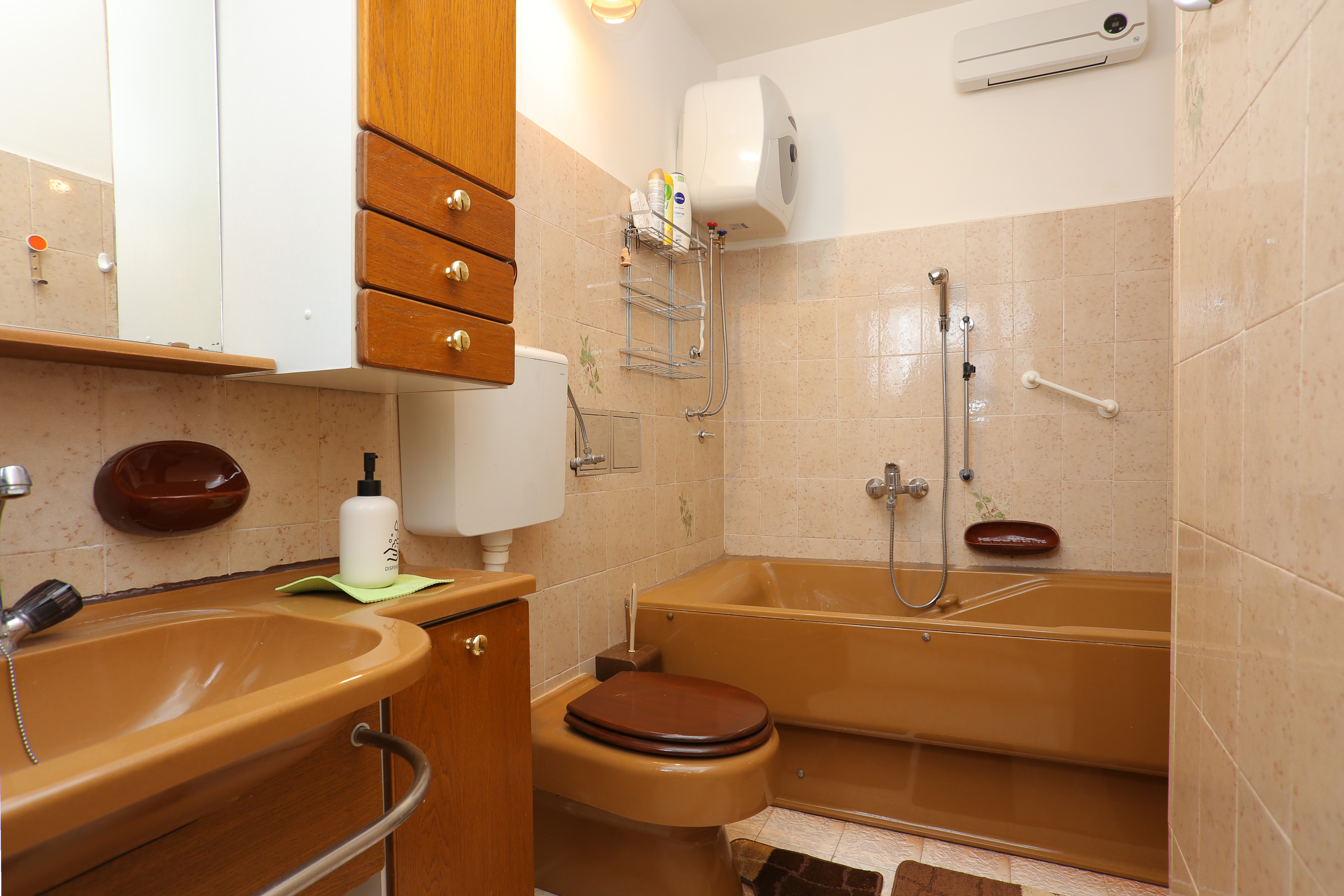 Two bedroom apartment with terrace and sea view Stanići, Omiš  A-b