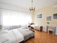 Ložnice Podstrana, Ložnice v ubytování typu room, s klimatizací a WiFi.
