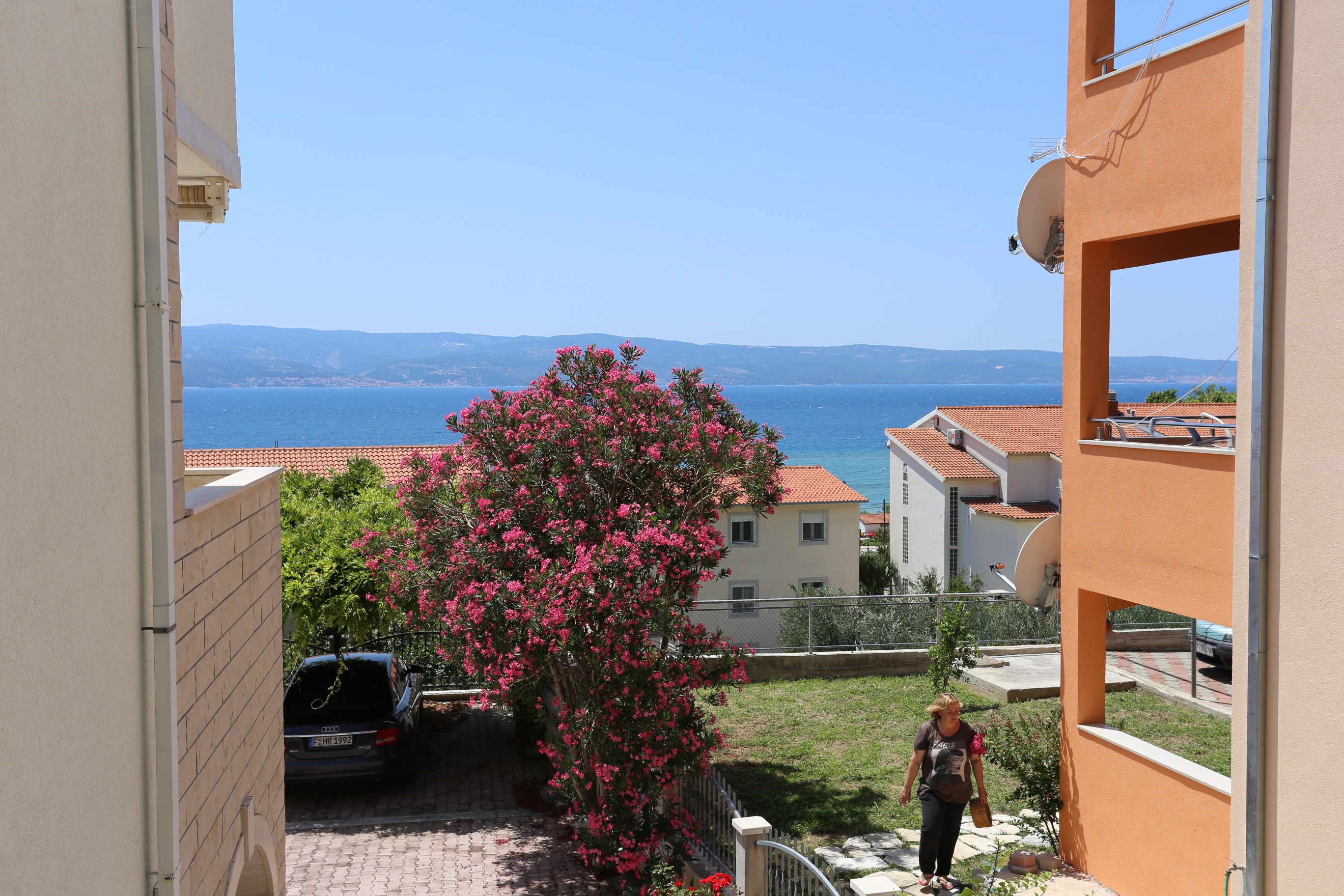 Four bedroom apartment with terrace and sea view Duće, Omiš  A-a