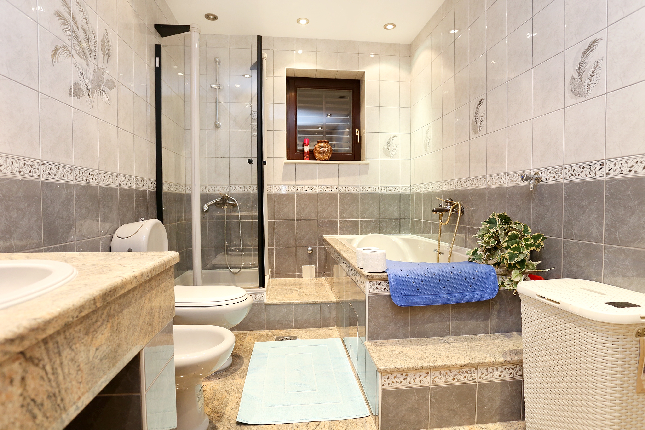 Four bedroom apartment with terrace and sea view Duće, Omiš  A-a
