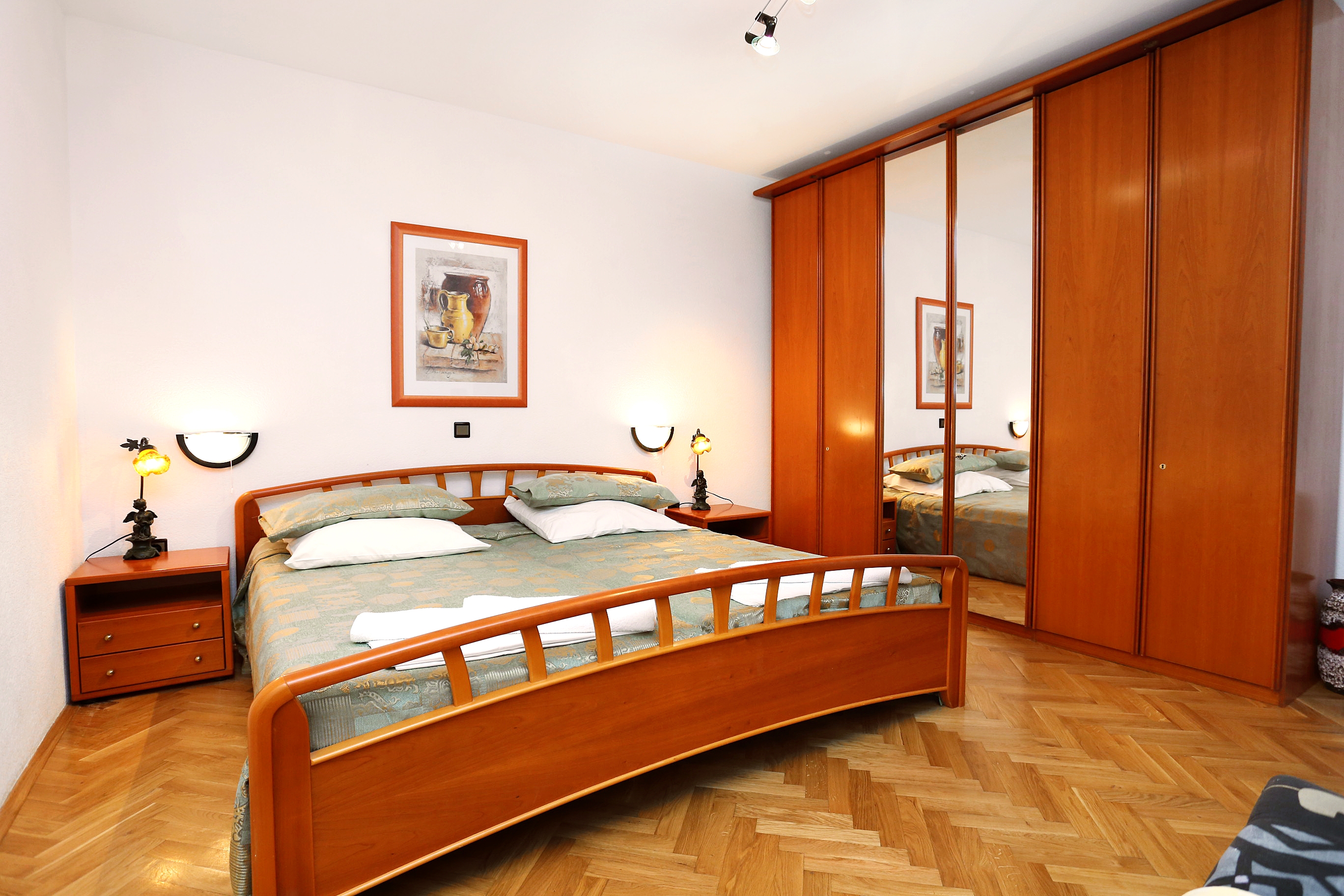 Four bedroom apartment with terrace and sea view Duće, Omiš  A-a