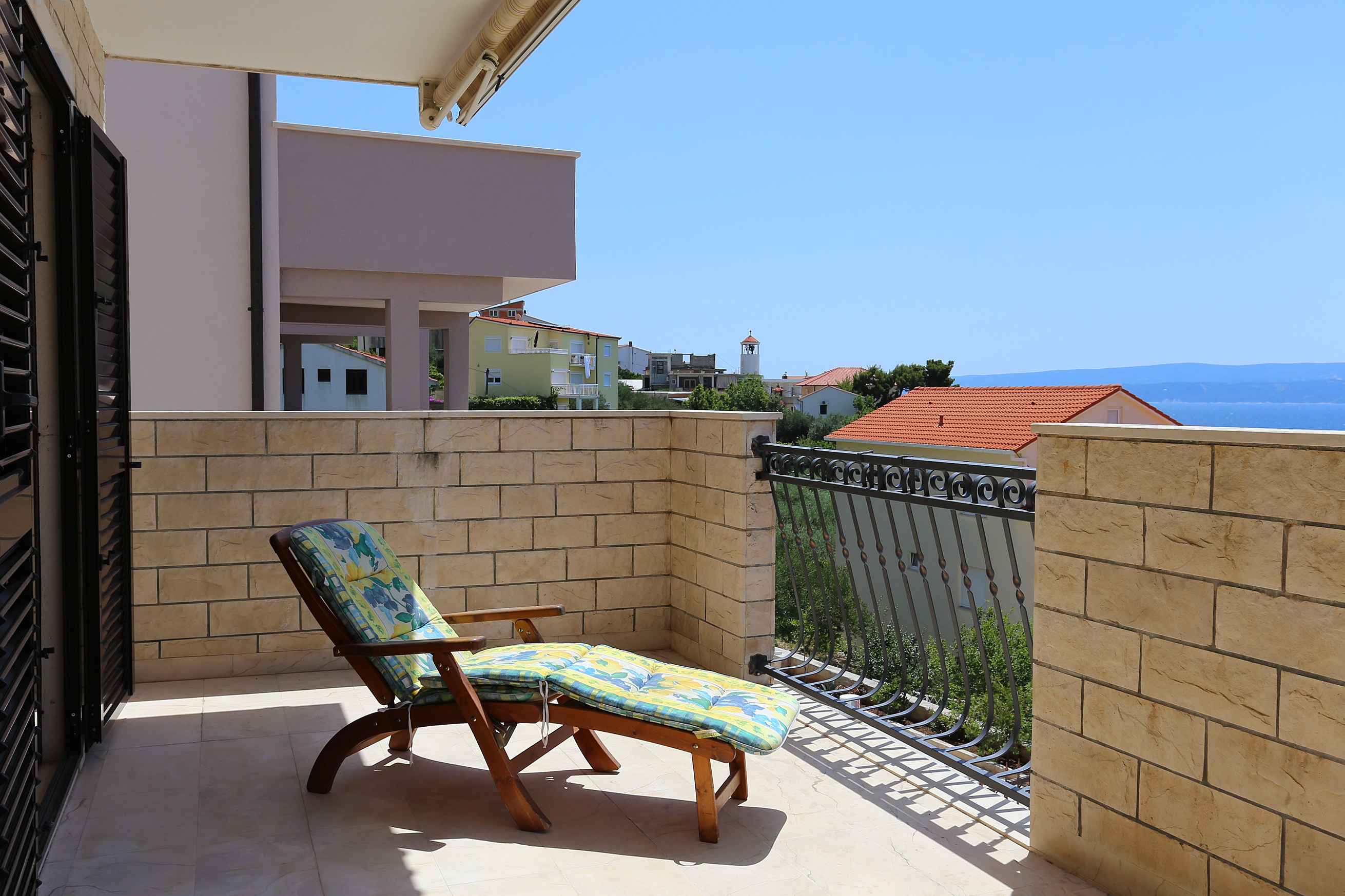 Four bedroom apartment with terrace and sea view Duće, Omiš  A-a