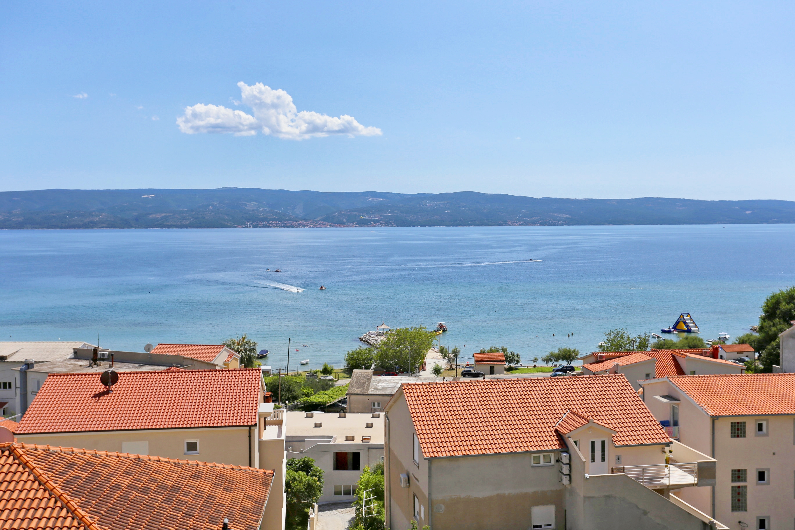 Room with balcony and sea view Duće, Omiš  S-a