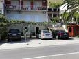 Parking lot Duće, Omiš, Parking lot 10304 - Apartments near sea with sandy beach.