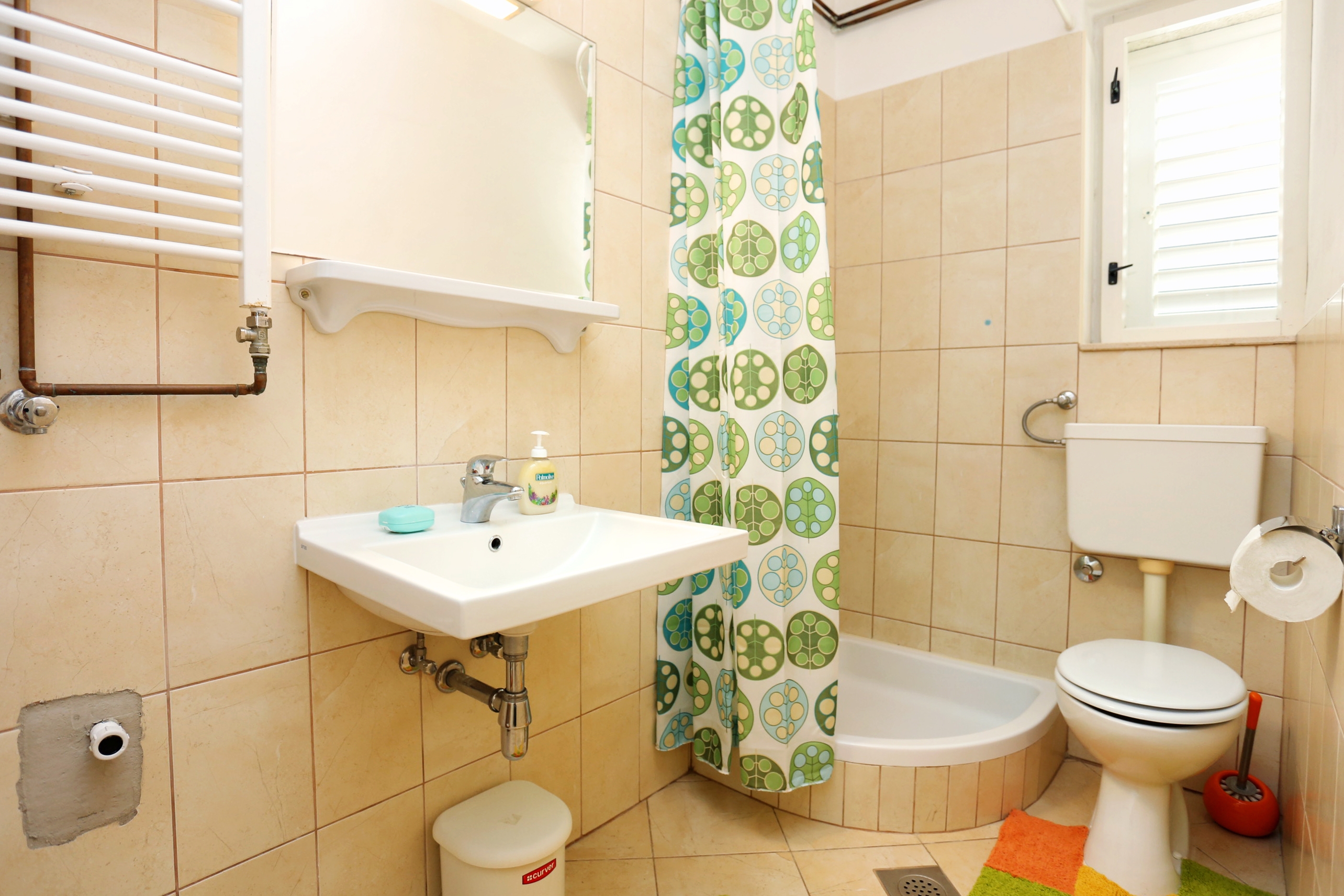 Three bedroom apartment near beach Stanići, Omiš  A-a