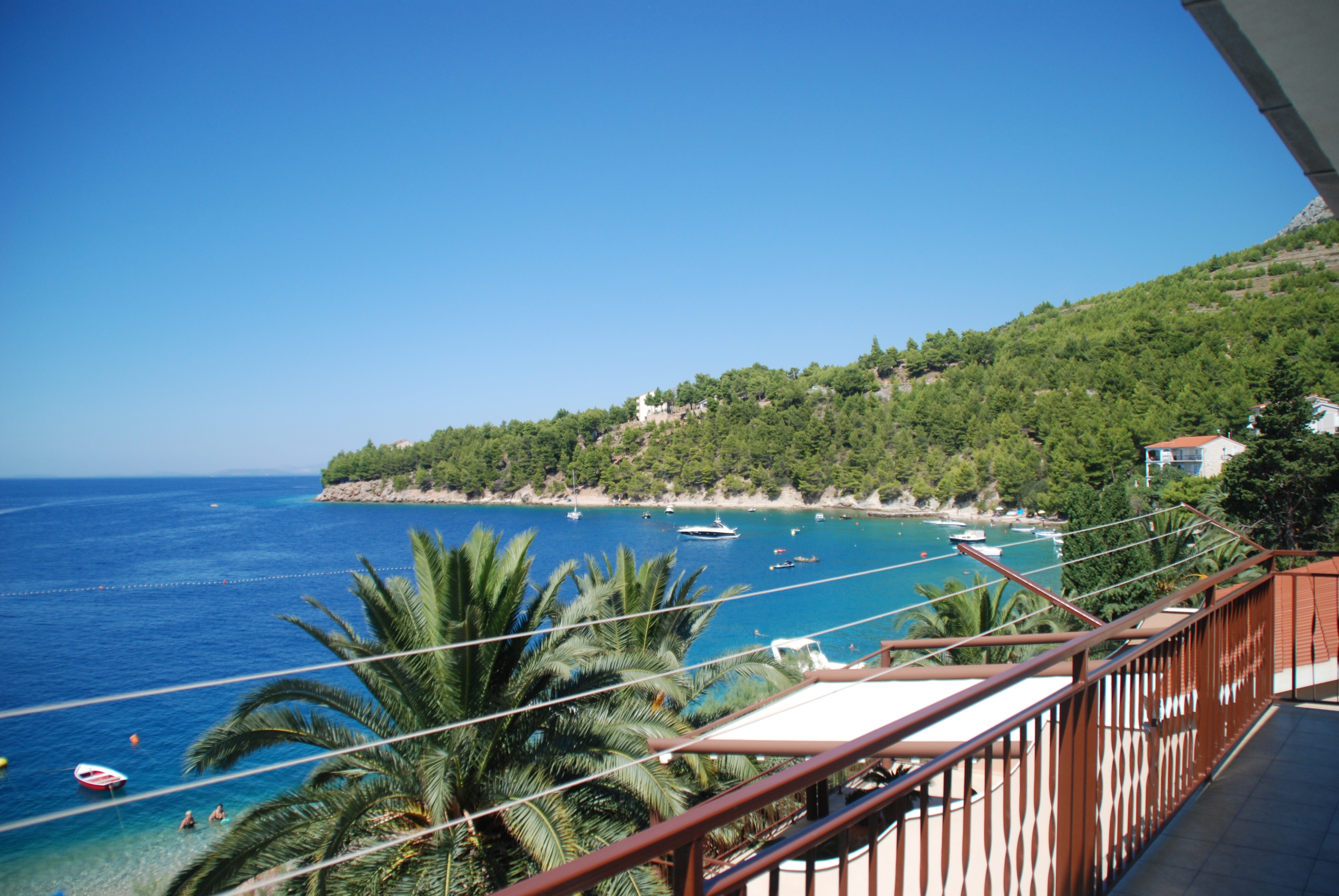 Two bedroom apartment near beach Stanići, Omiš  A-b