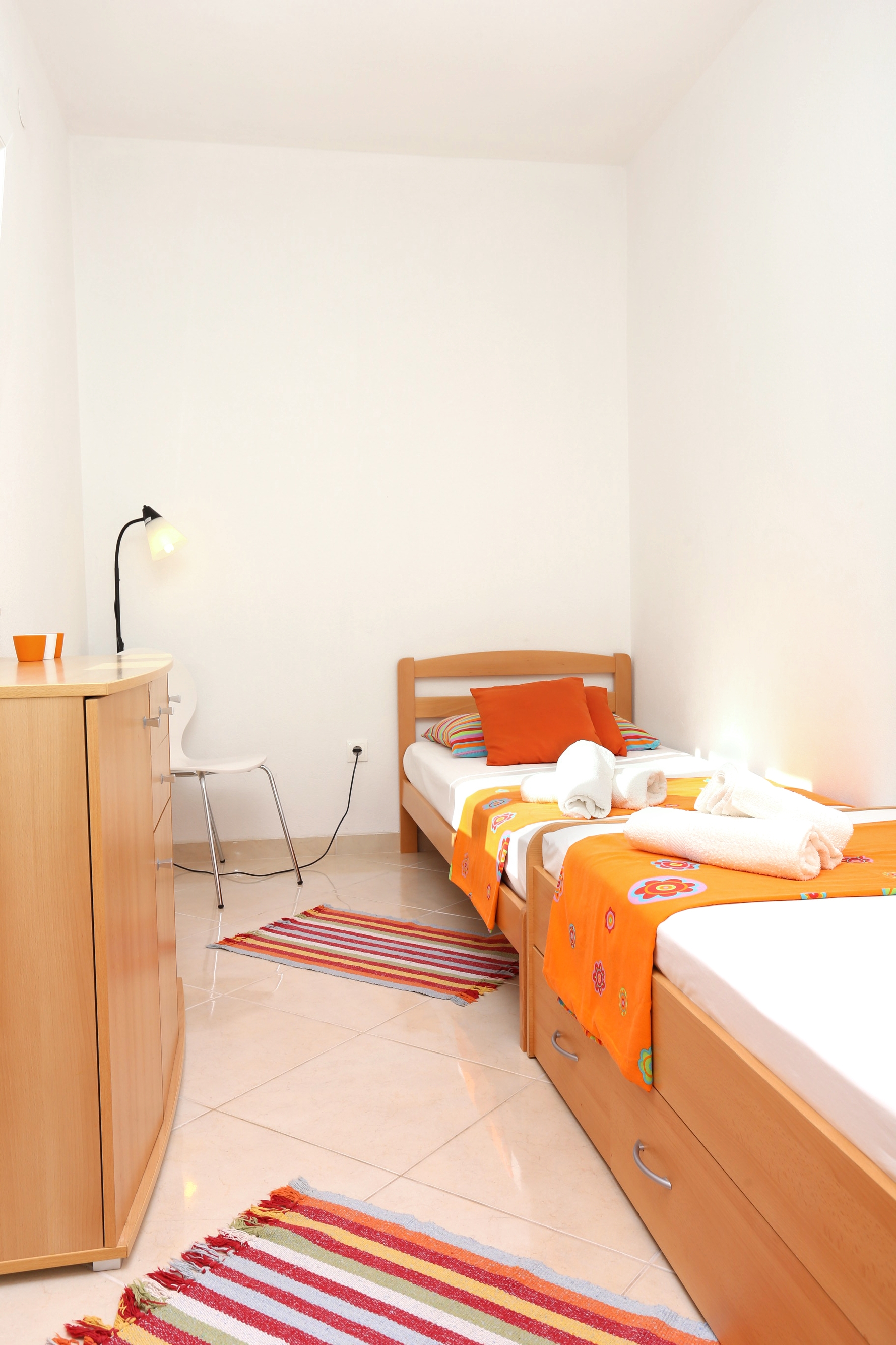 Two bedroom apartment with terrace and sea view Seget Vranjica, Trogir  A-a