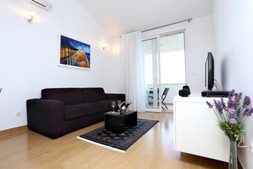 Zečevo Rtić, Salon dans l’hébergement en type apartment, climatisation disponible et WiFi.